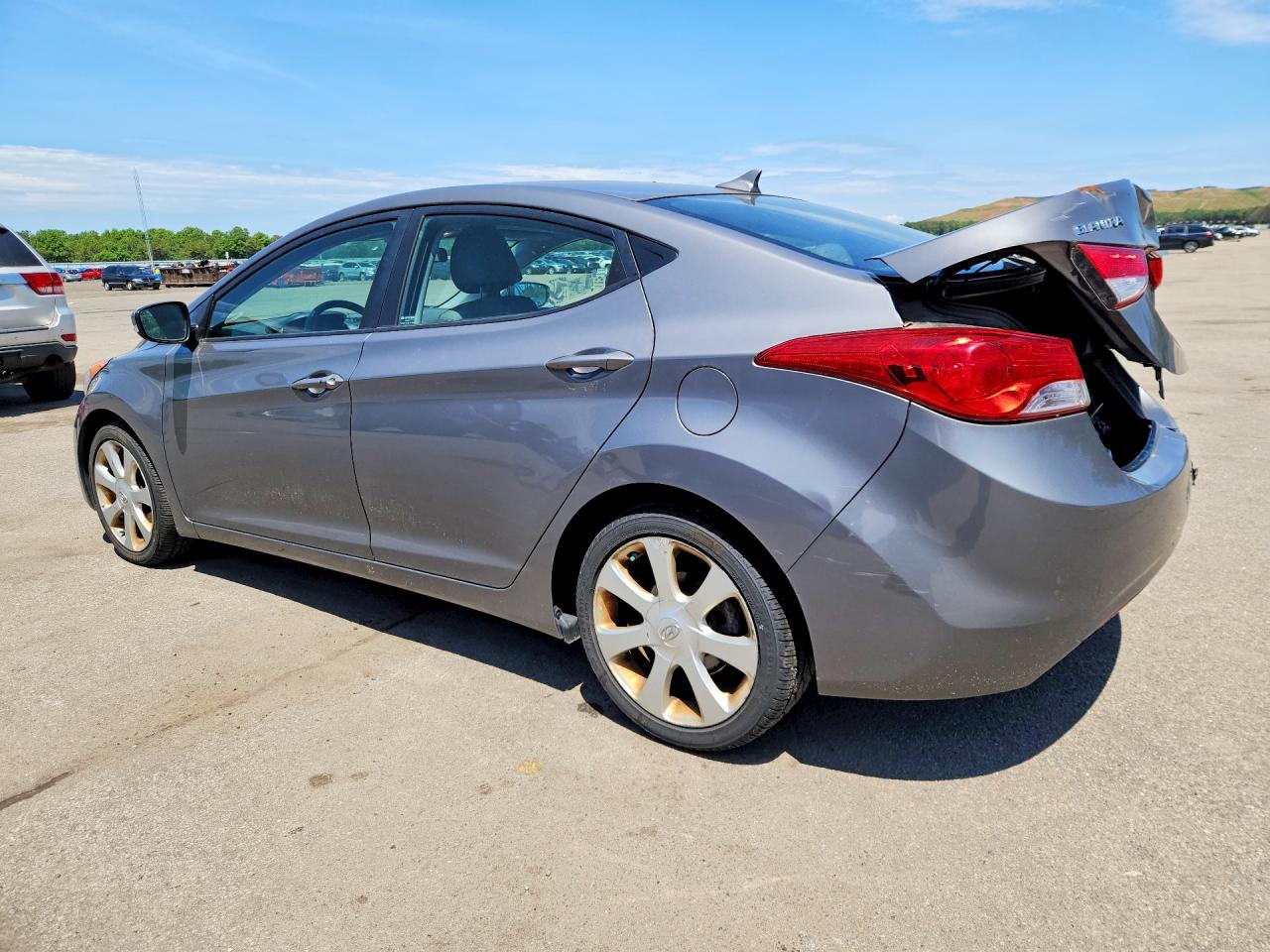 2011 Hyundai Elantra Gray vin: 5NPDH4AE6BH075657