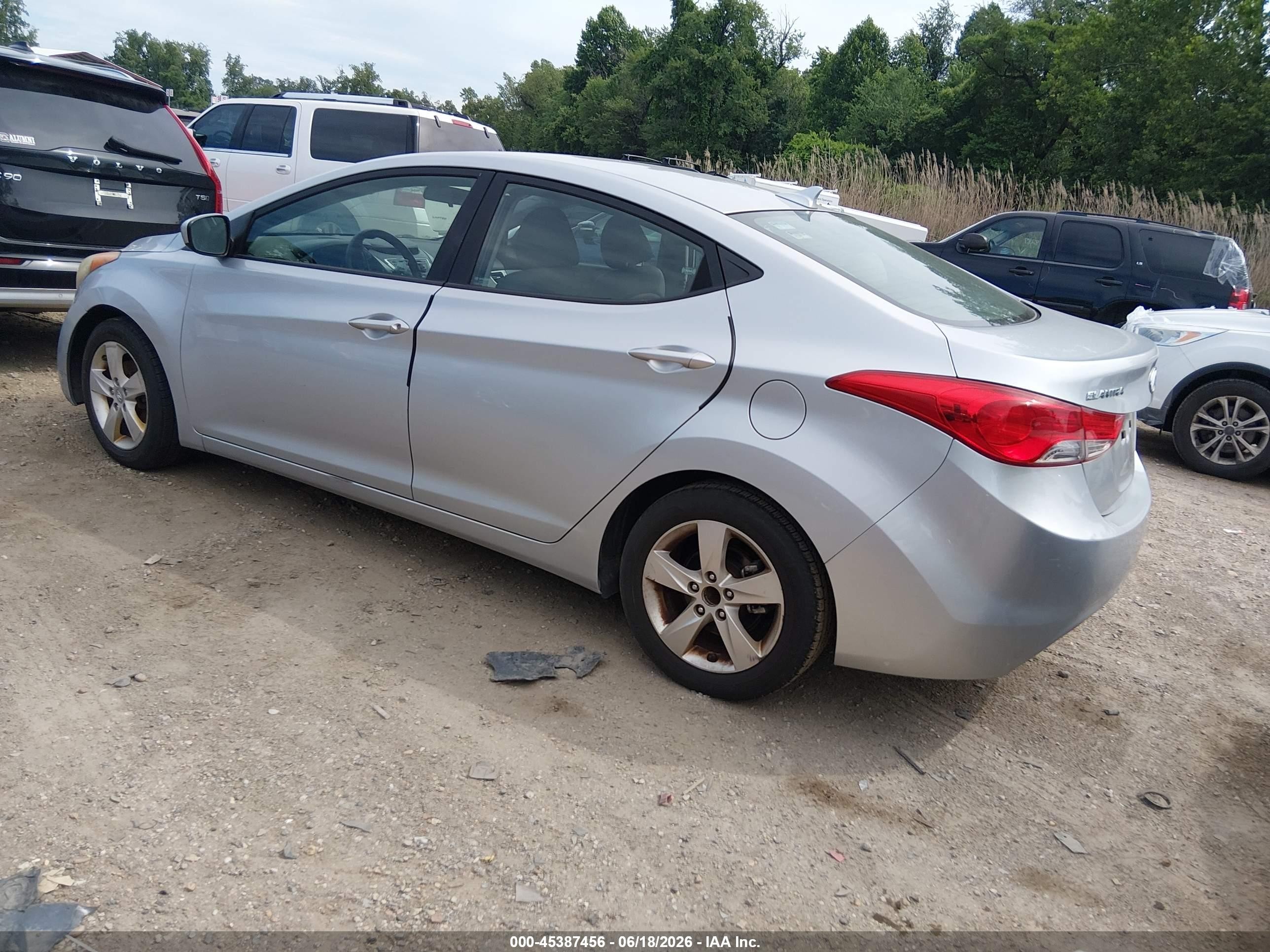 2012 Hyundai Elantra Gls Silver vin: 5NPDH4AE6CH064627