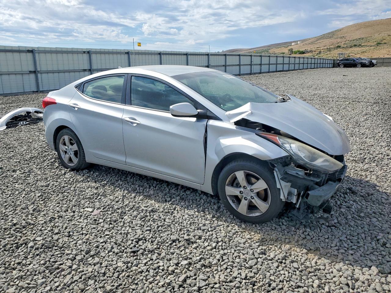 2012 Hyundai Elantra Gls Silver vin: 5NPDH4AE6CH069858
