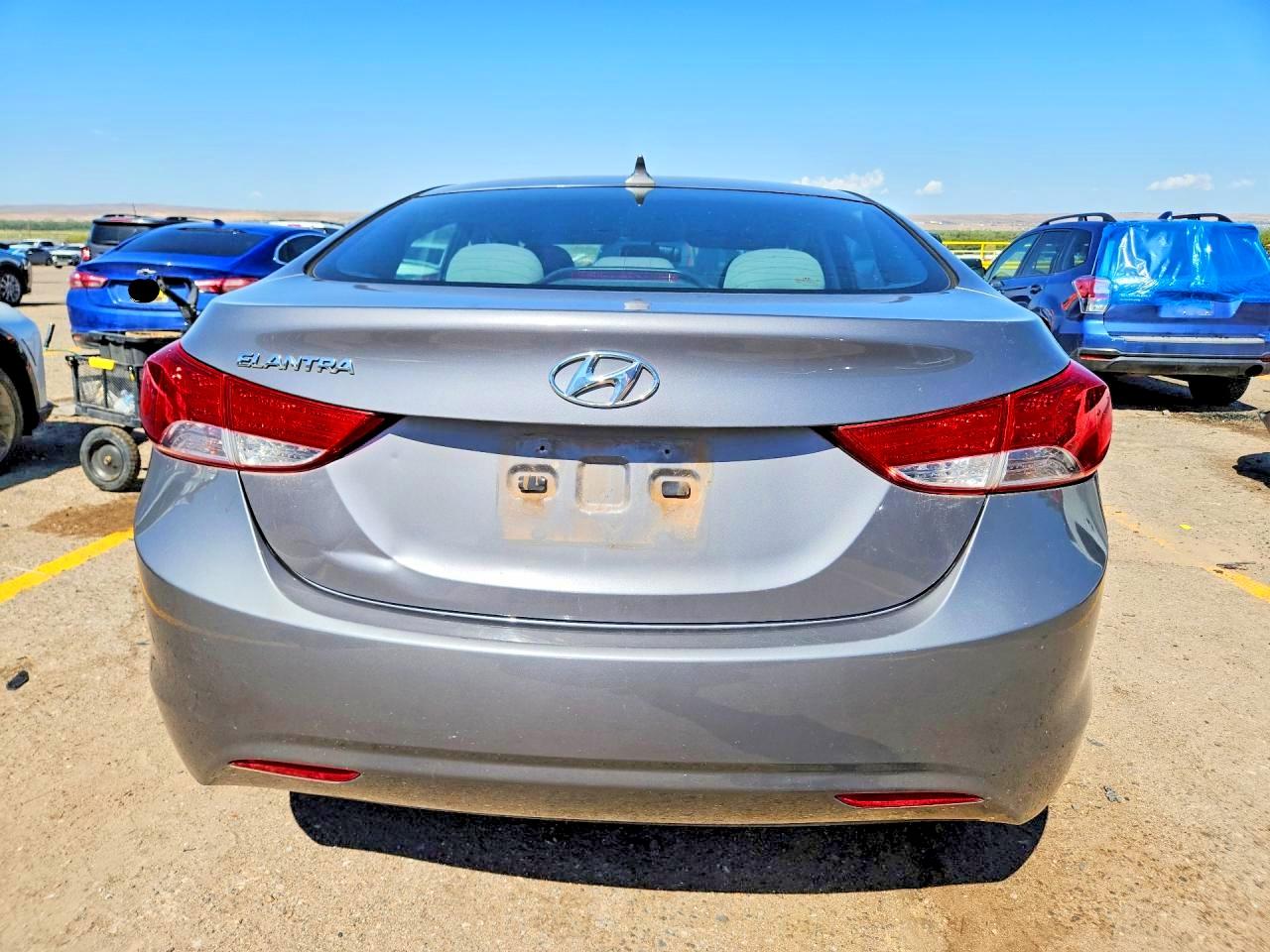 2012 Hyundai Elantra Gls Gray vin: 5NPDH4AE6CH084618