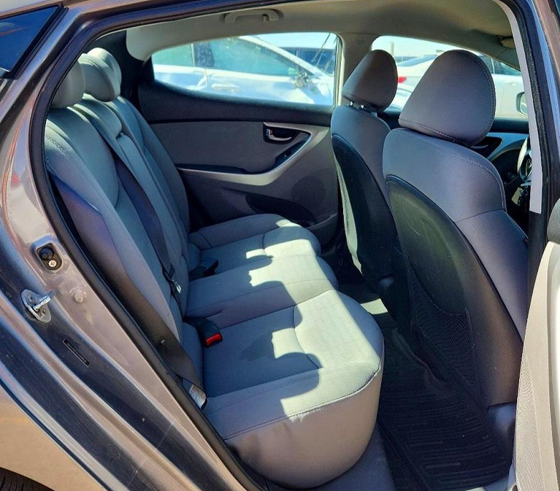 2012 Hyundai Elantra Gls Gray vin: 5NPDH4AE6CH084618