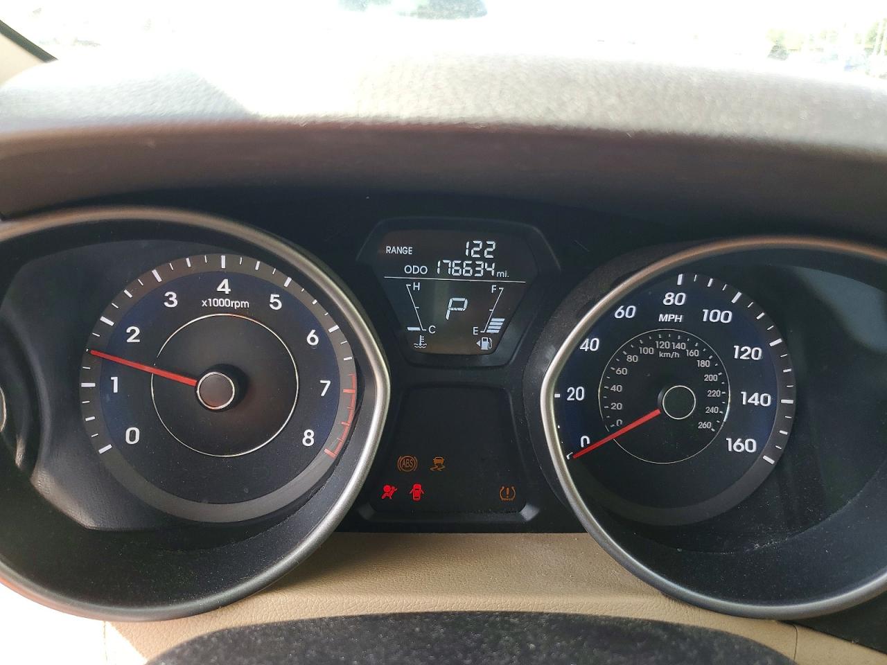 2012 Hyundai Elantra Limited White vin: 5NPDH4AE6CH092735