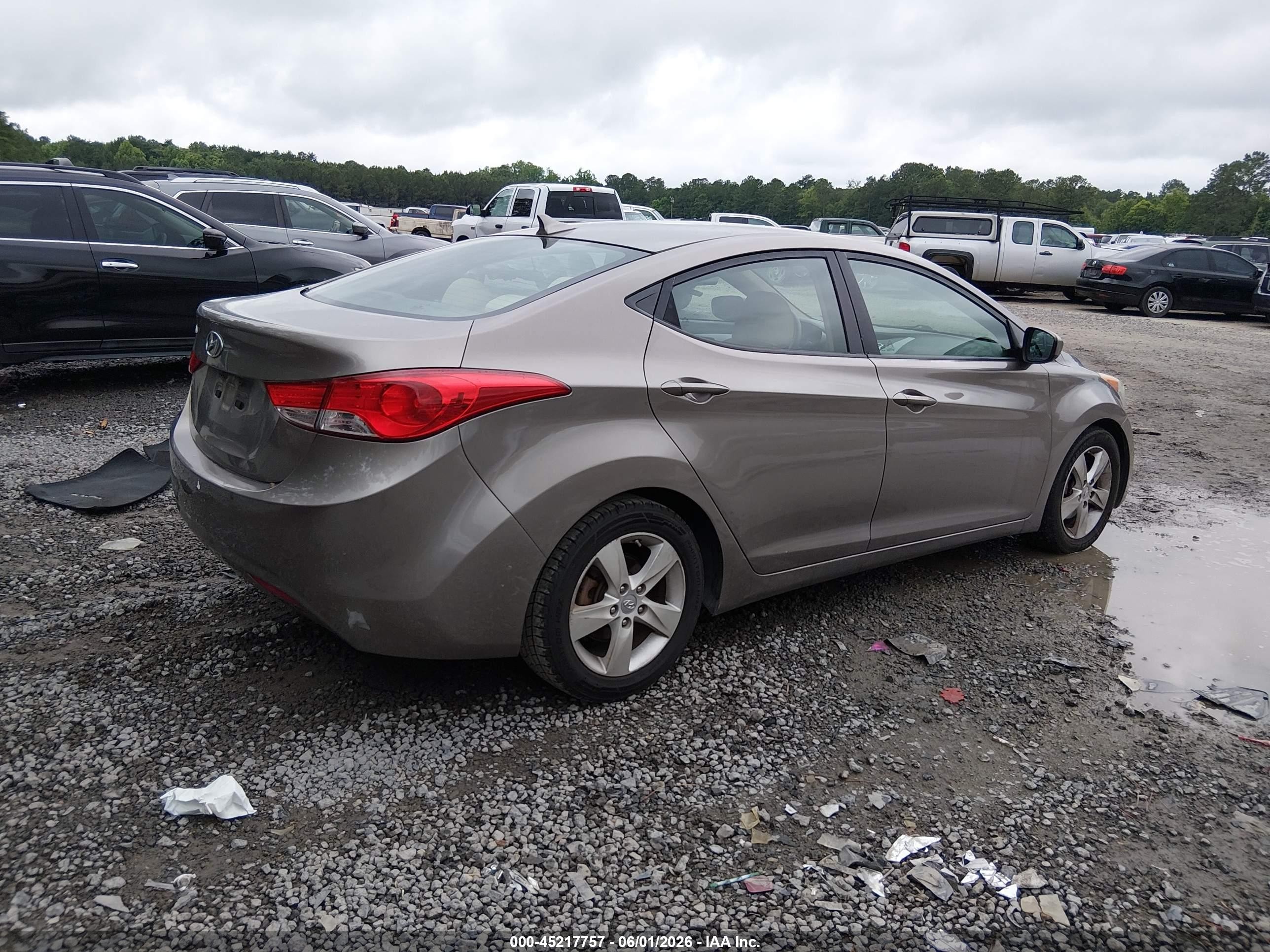 2012 Hyundai Elantra Gls Бежевый vin: 5NPDH4AE6CH097403