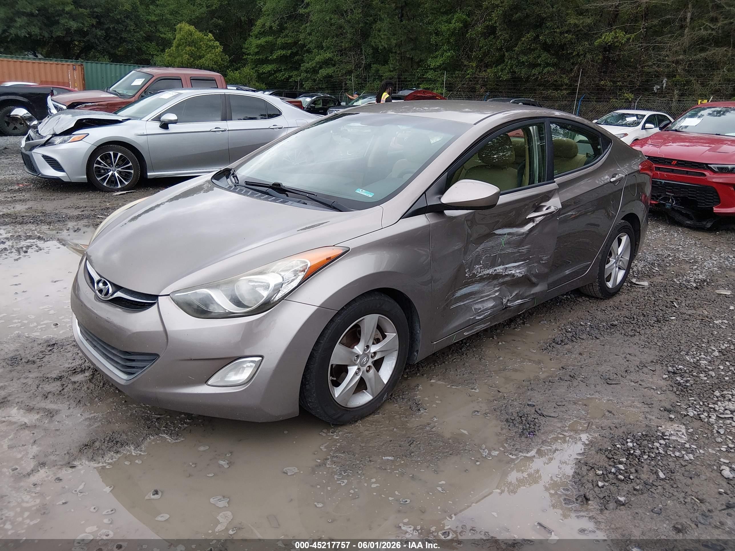 2012 Hyundai Elantra Gls Бежевый vin: 5NPDH4AE6CH097403