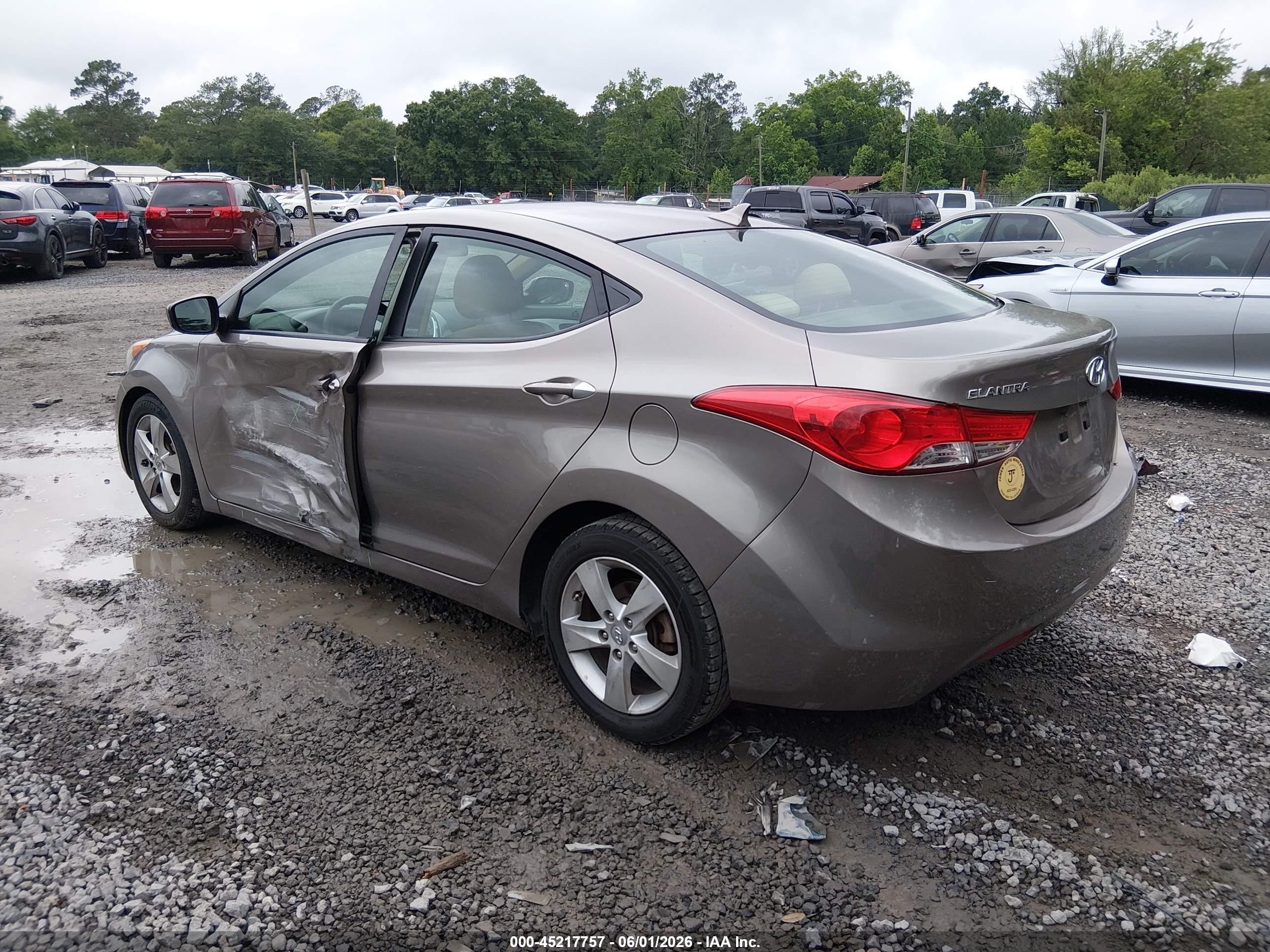 2012 Hyundai Elantra Gls Бежевый vin: 5NPDH4AE6CH097403