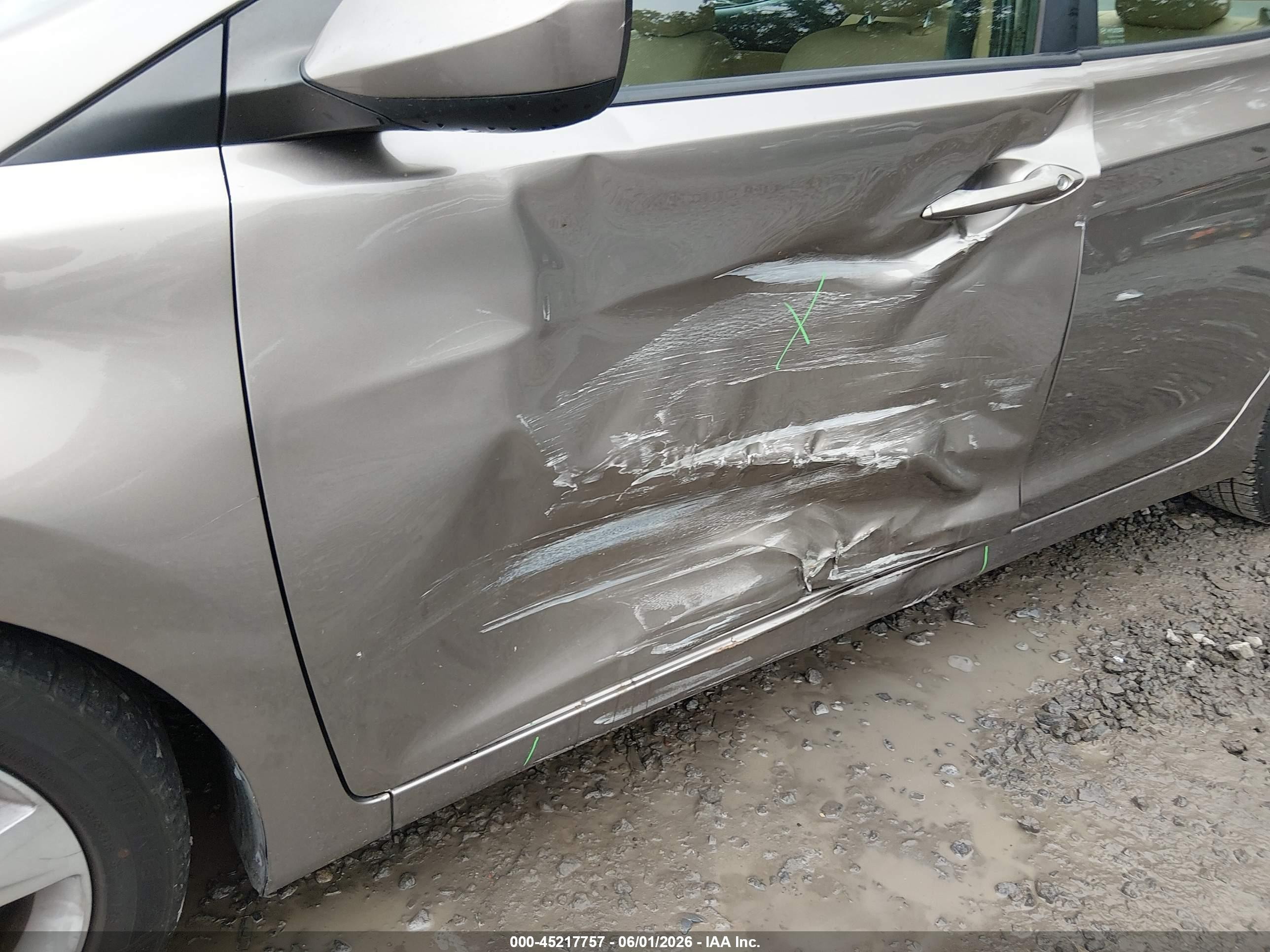 2012 Hyundai Elantra Gls Бежевый vin: 5NPDH4AE6CH097403