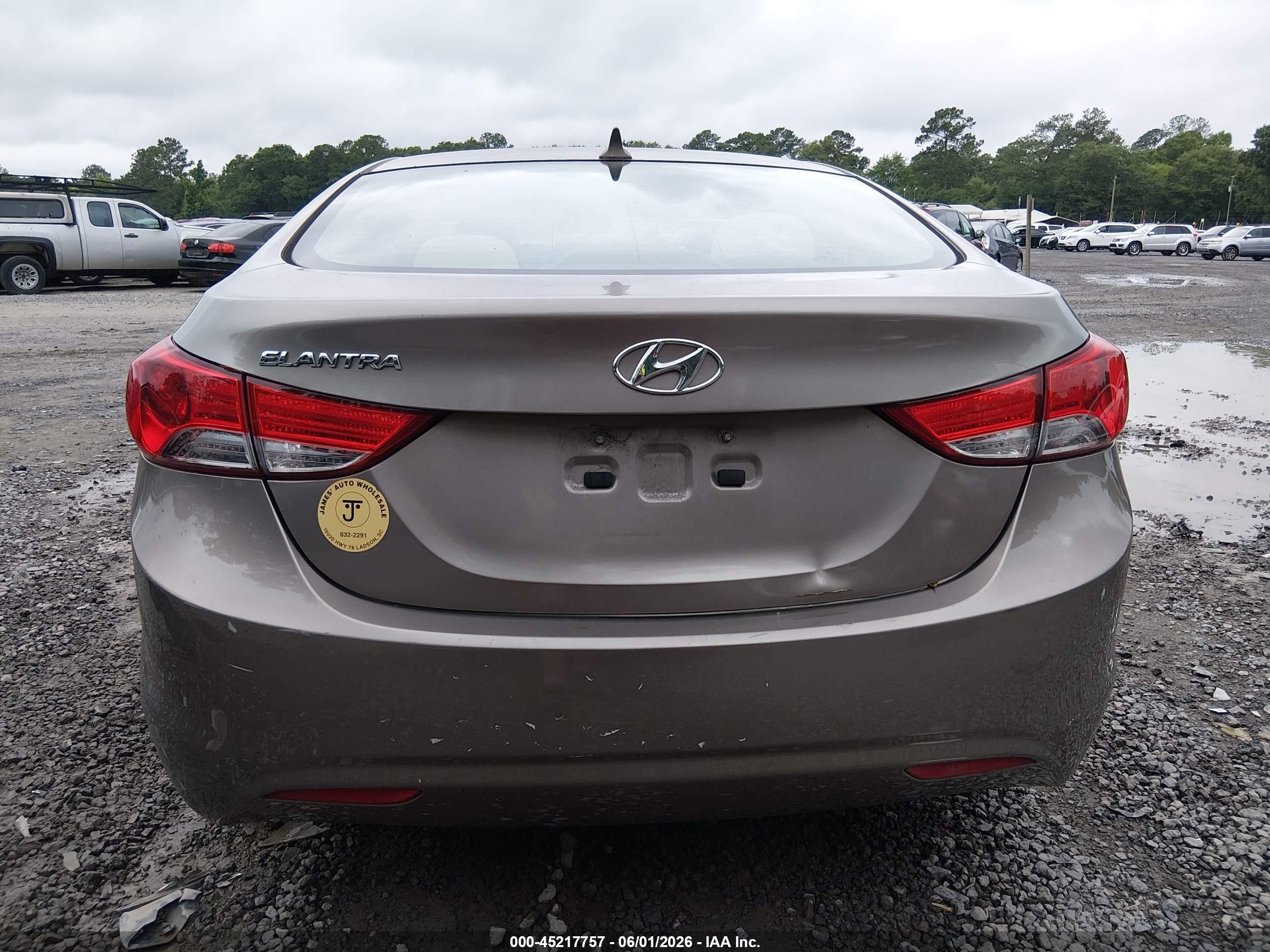 2012 Hyundai Elantra Gls Бежевый vin: 5NPDH4AE6CH097403