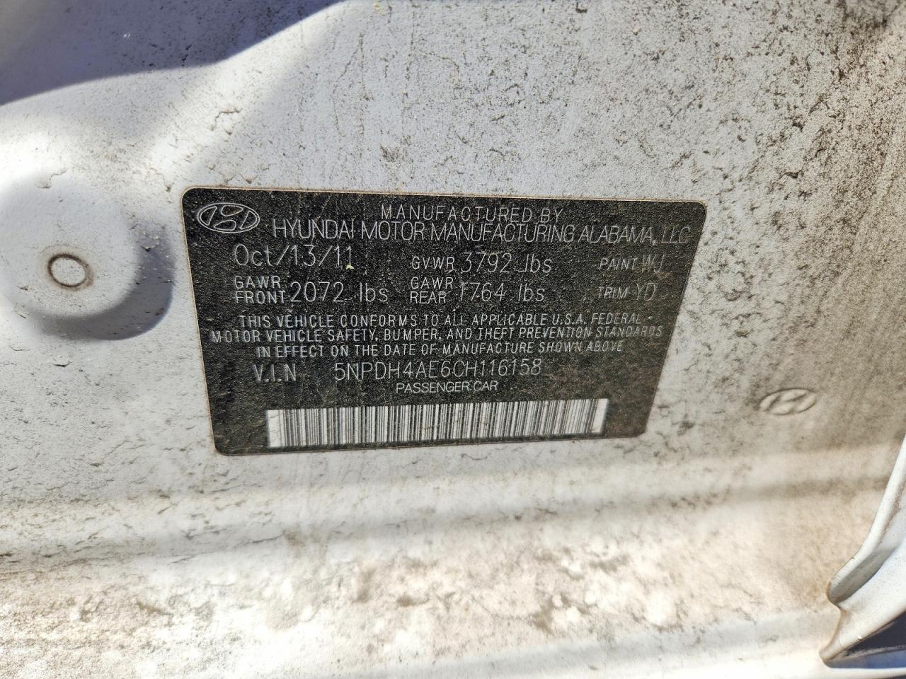 2012 Hyundai Elantra Gls White vin: 5NPDH4AE6CH116158