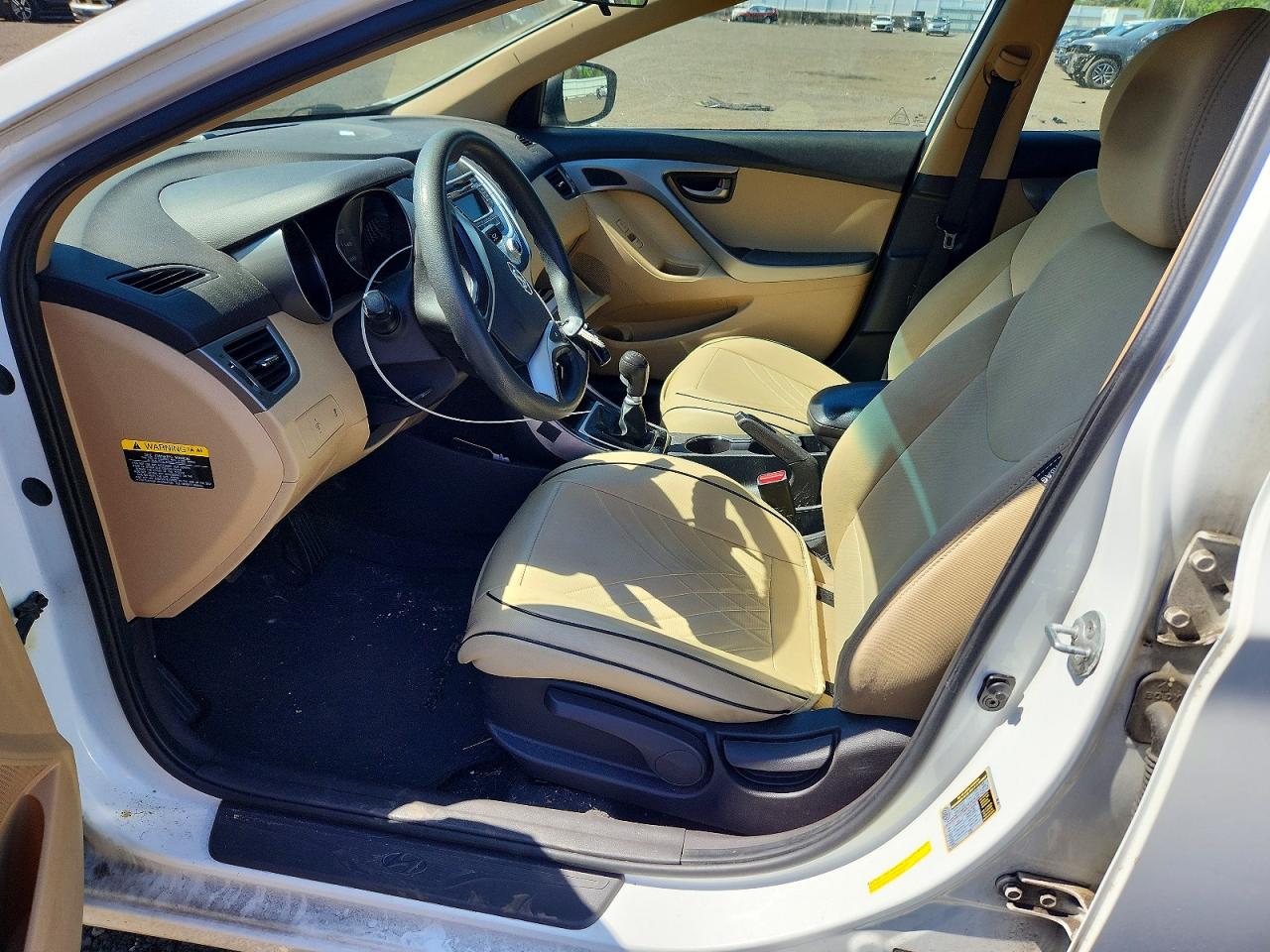 2012 Hyundai Elantra Gls White vin: 5NPDH4AE6CH116158