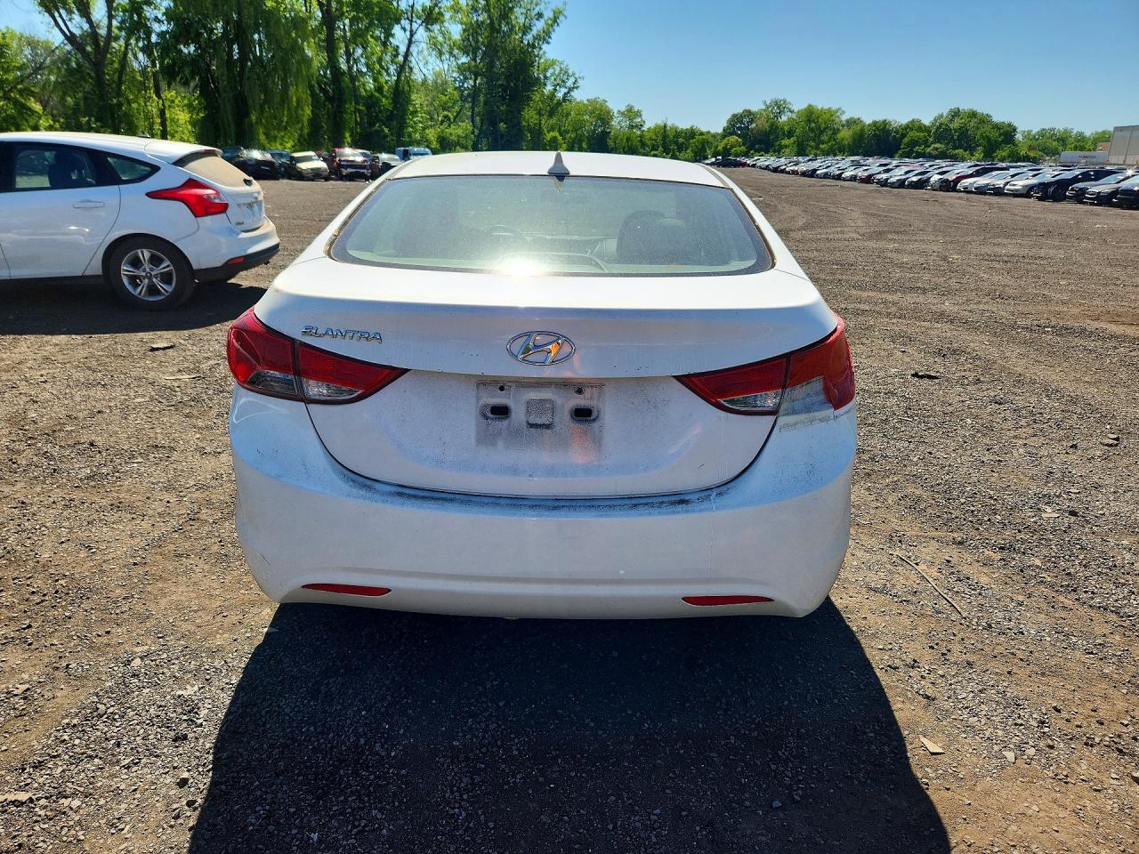 2012 Hyundai Elantra Gls White vin: 5NPDH4AE6CH116158