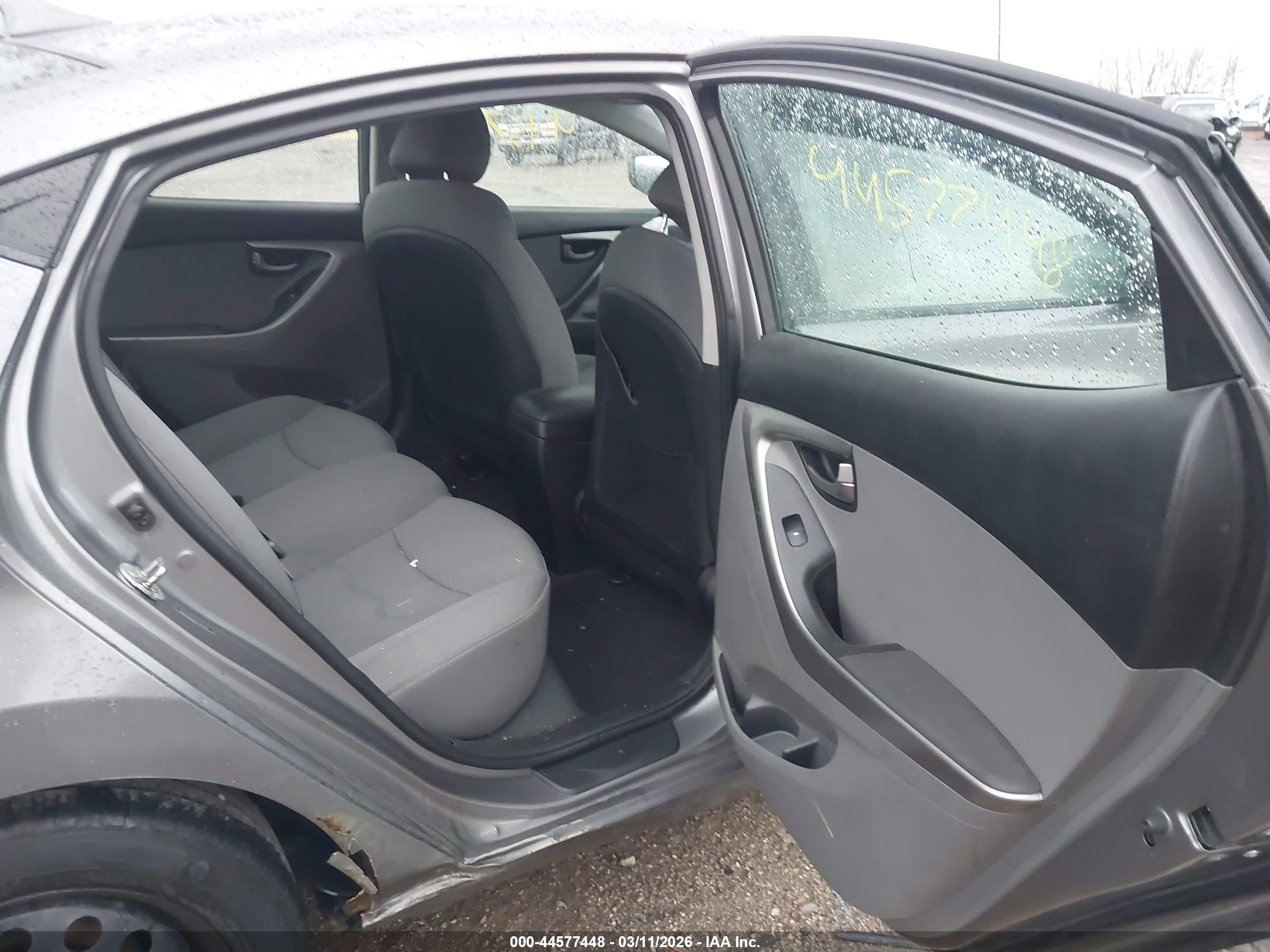 2012 Hyundai Elantra Gls Gray vin: 5NPDH4AE6CH118766