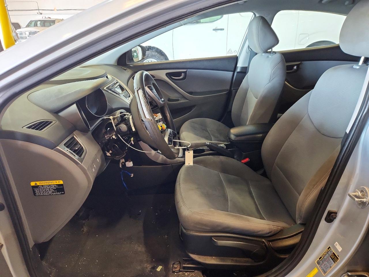 2012 Hyundai Elantra Gls Серебряный vin: 5NPDH4AE6CH127211