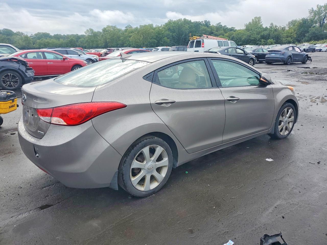 2012 Hyundai Elantra Limited Brown vin: 5NPDH4AE6CH132473