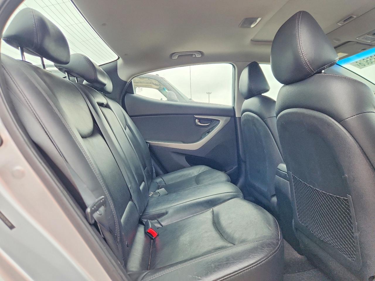 2012 Hyundai Elantra Limited Silver vin: 5NPDH4AE6CH136085