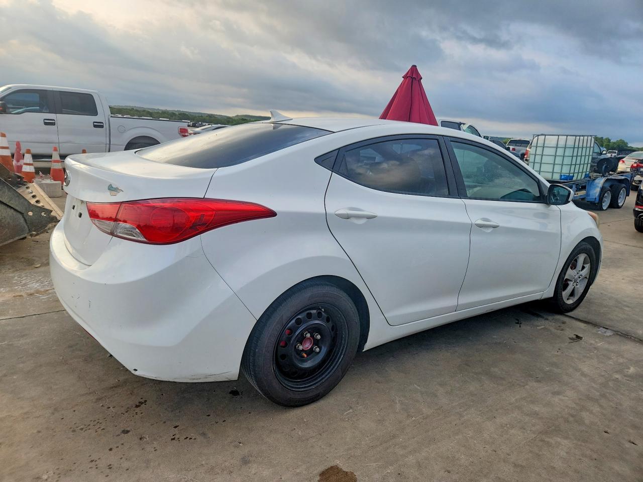2012 Hyundai Elantra Gls White vin: 5NPDH4AE6CH138466