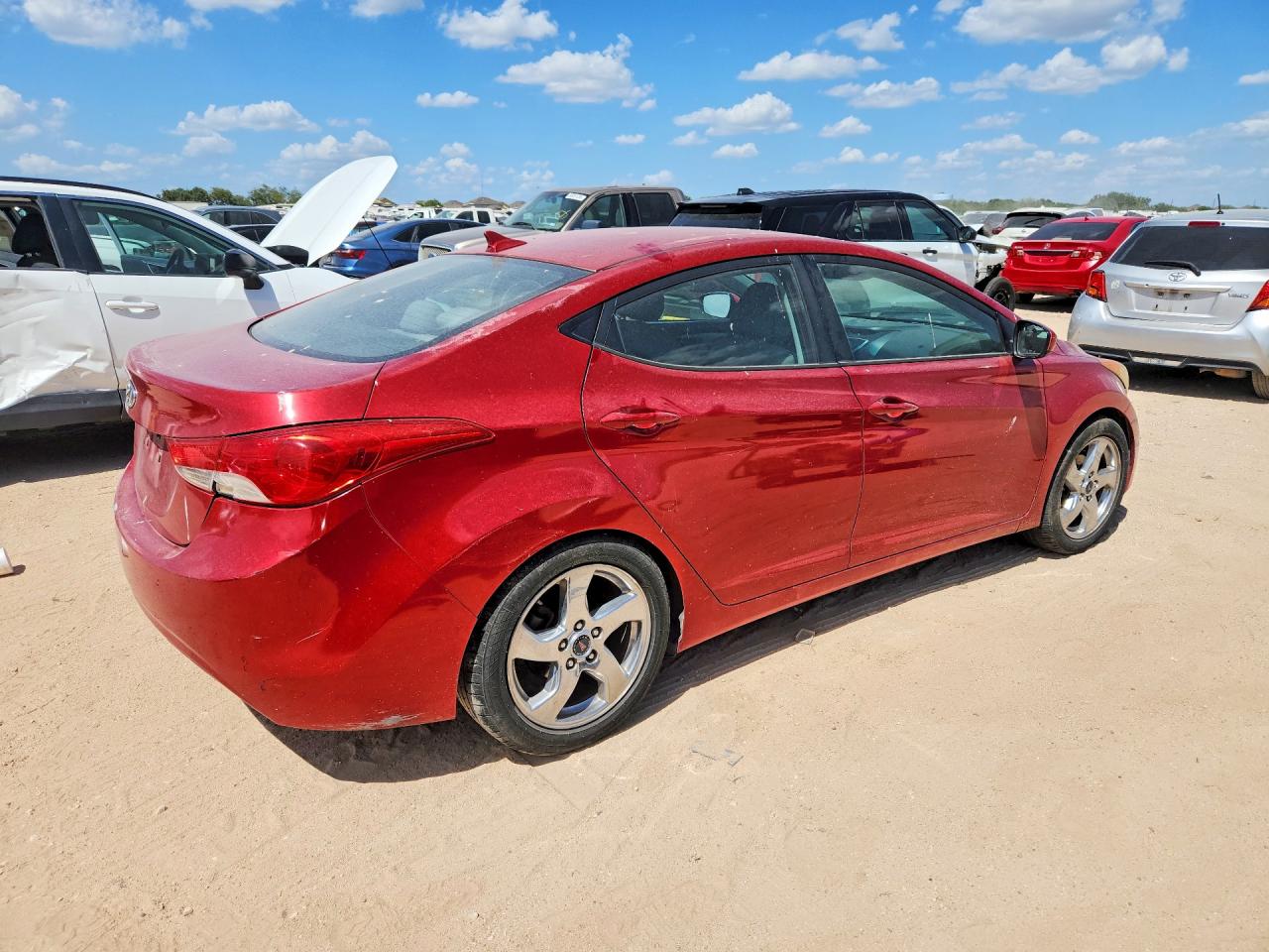 2012 Hyundai Elantra Gls Red vin: 5NPDH4AE6CH139598