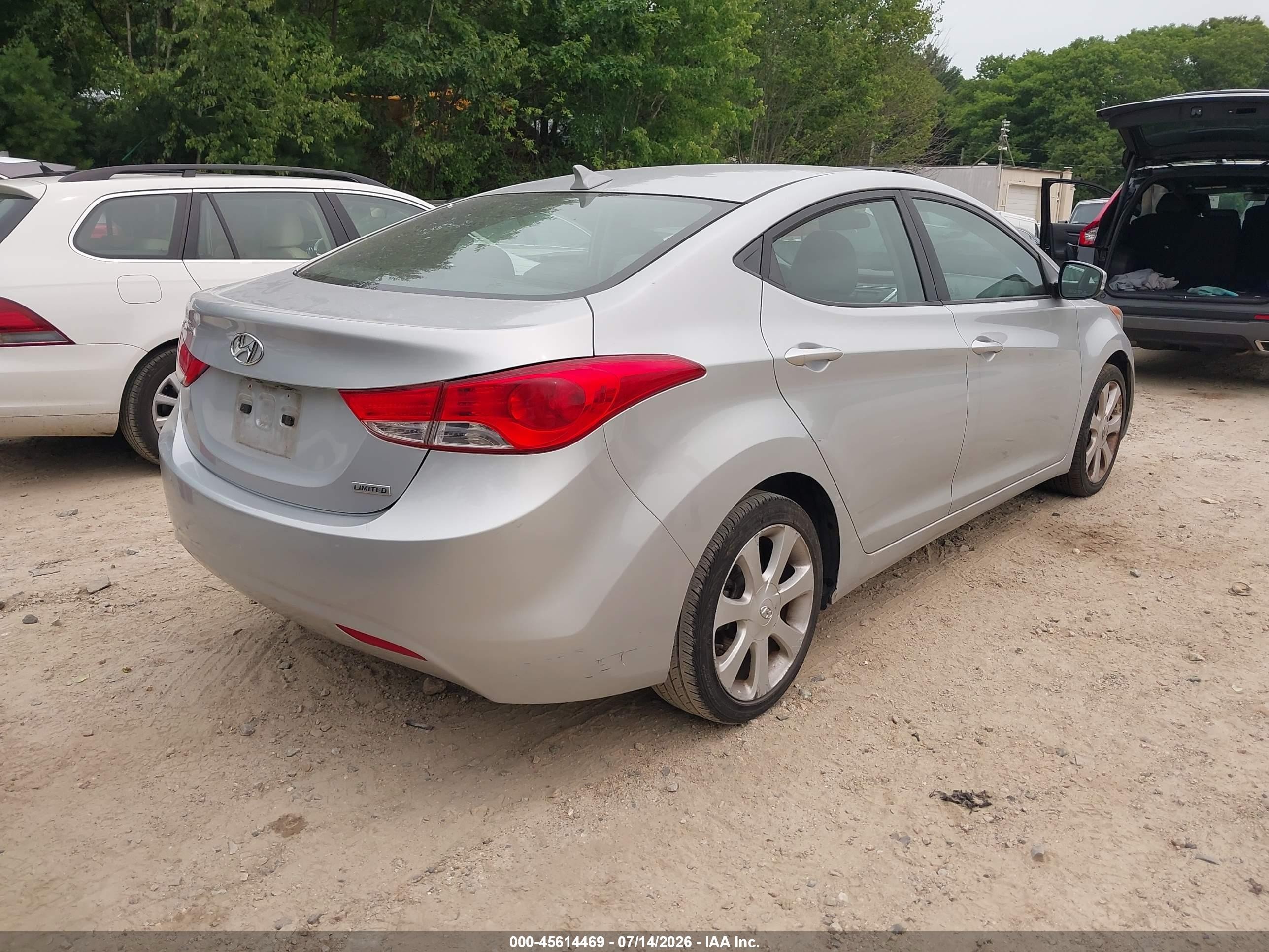2012 Hyundai Elantra Limited Silver vin: 5NPDH4AE6CH149211