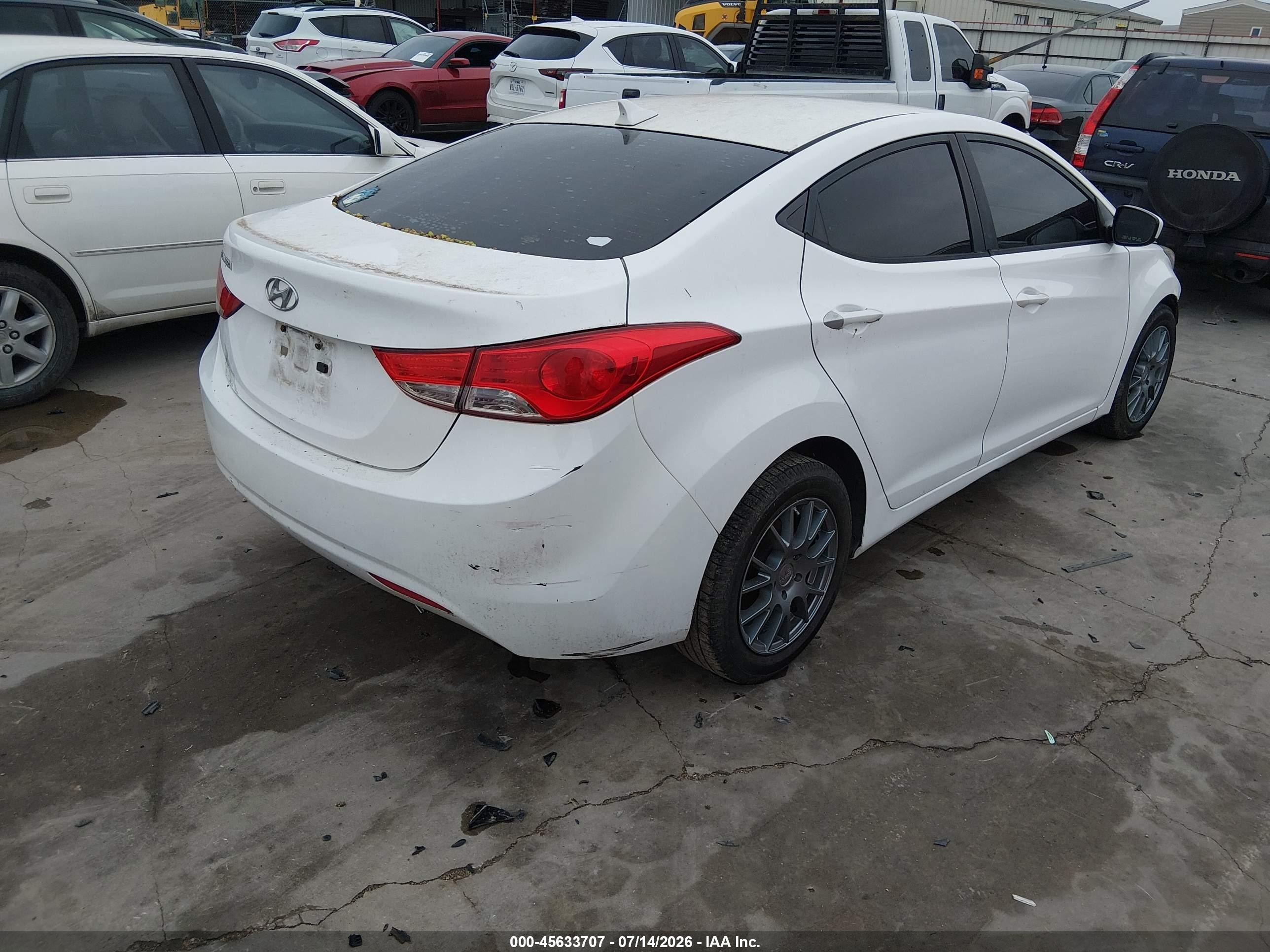 2013 Hyundai Elantra Gls Белый vin: 5NPDH4AE6DH167855
