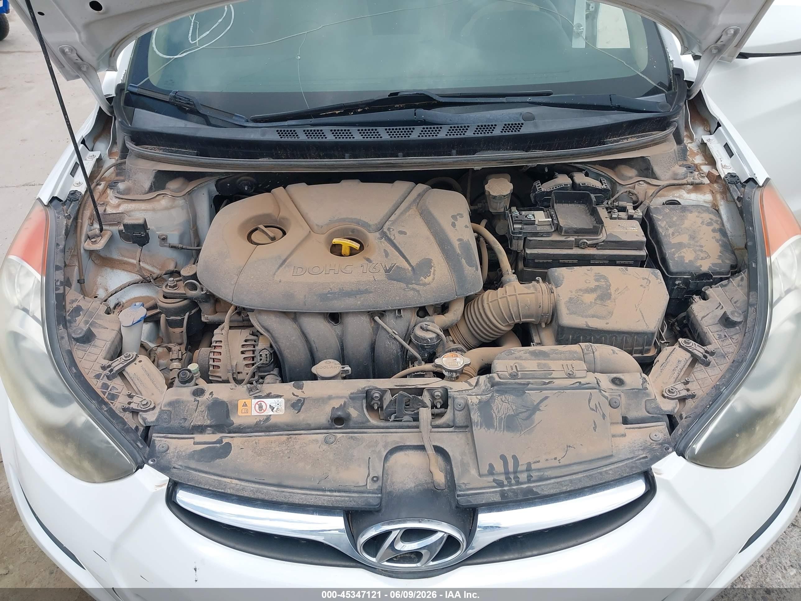 2013 Hyundai Elantra Gls/limited White vin: 5NPDH4AE6DH197499