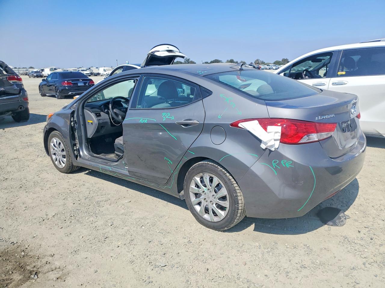 2013 Hyundai Elantra Gls Серый vin: 5NPDH4AE6DH198040