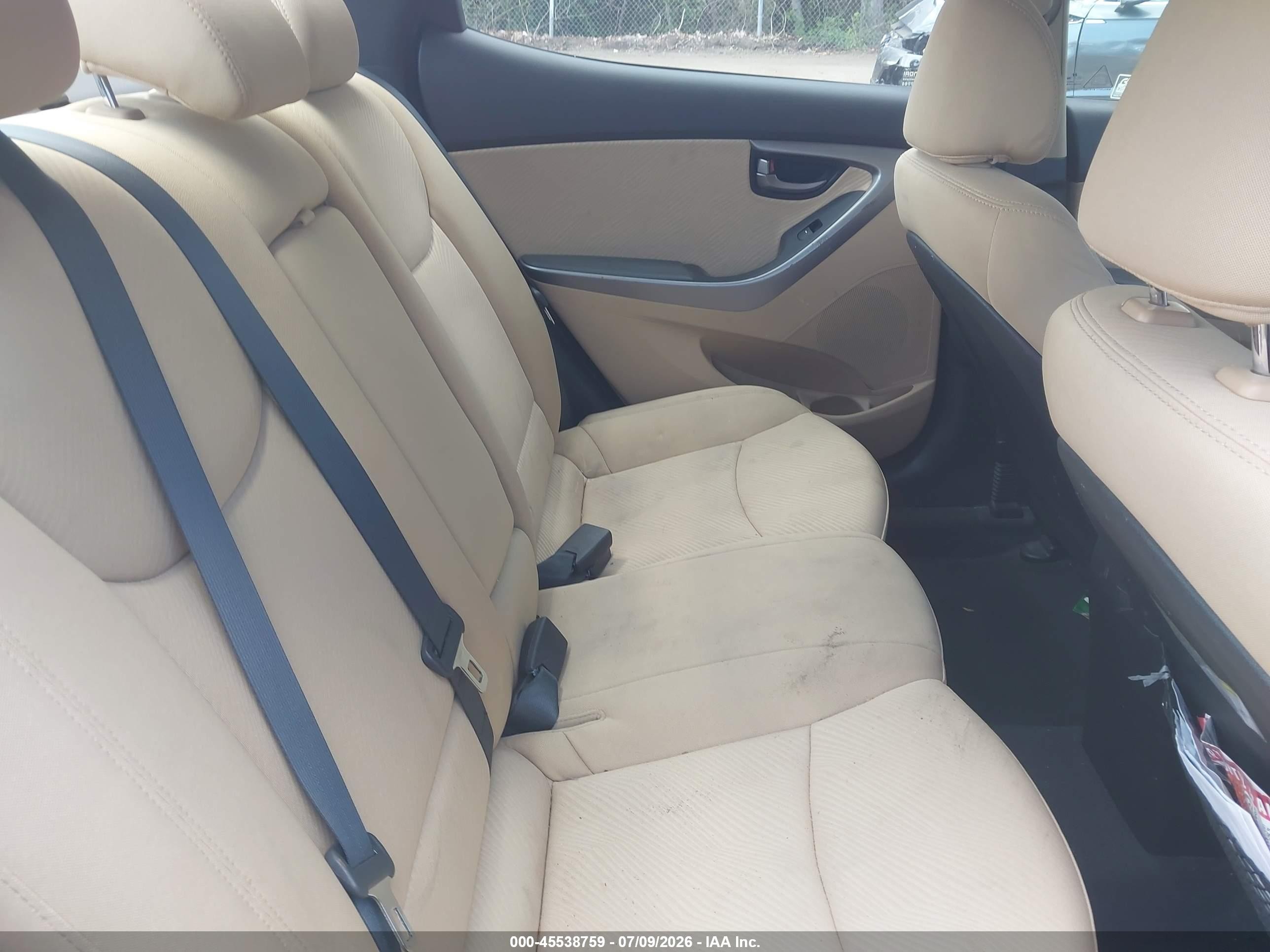 2013 Hyundai Elantra Gls White vin: 5NPDH4AE6DH201700