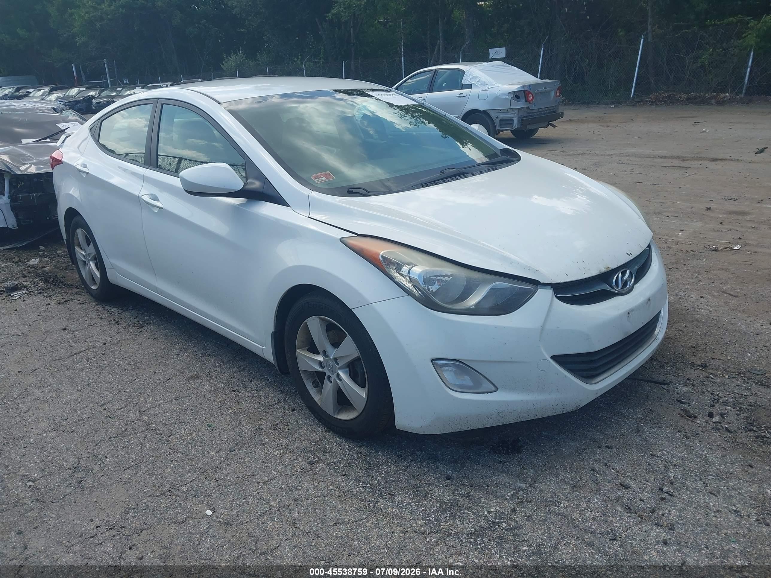 2013 Hyundai Elantra Gls White vin: 5NPDH4AE6DH201700