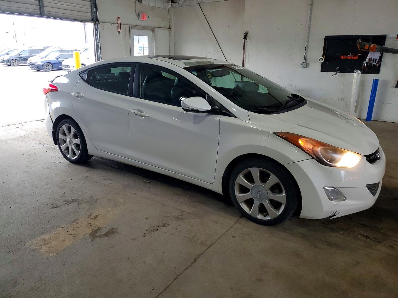 2013 Hyundai Elantra Limited White vin: 5NPDH4AE6DH211255