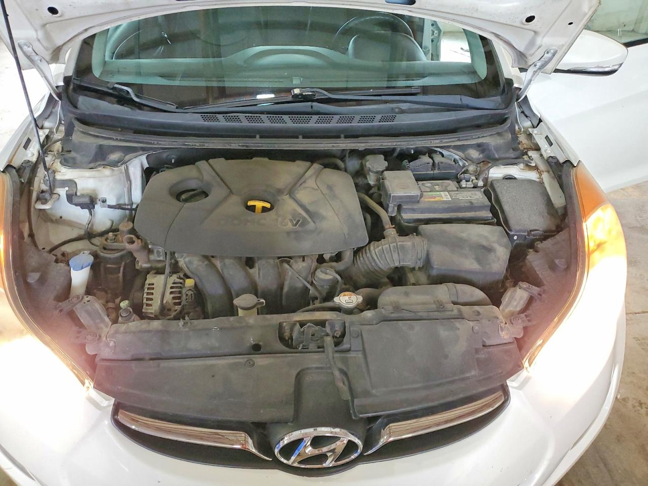 2013 Hyundai Elantra Limited White vin: 5NPDH4AE6DH211255