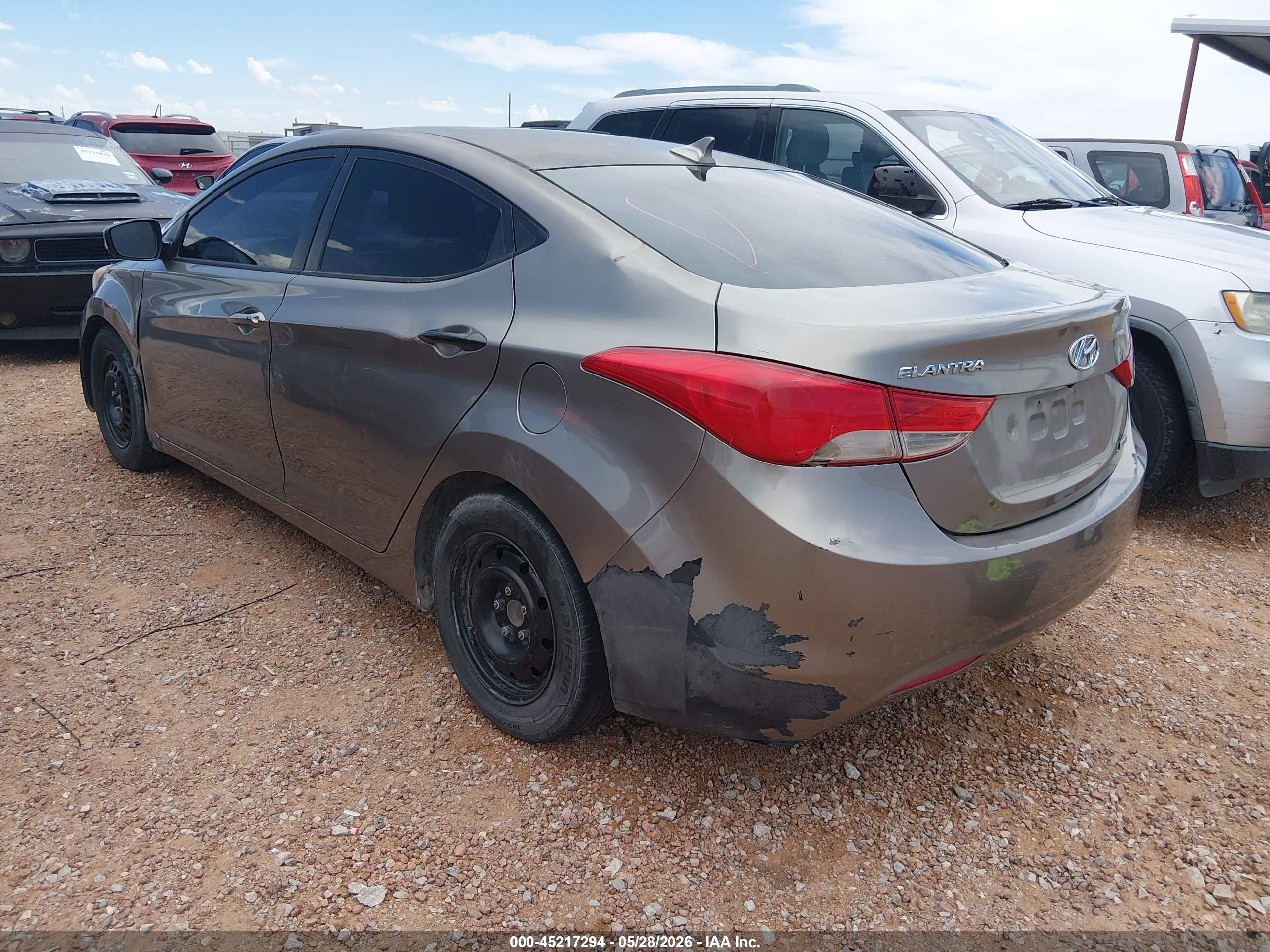 2013 Hyundai Elantra Limited Beige vin: 5NPDH4AE6DH236141