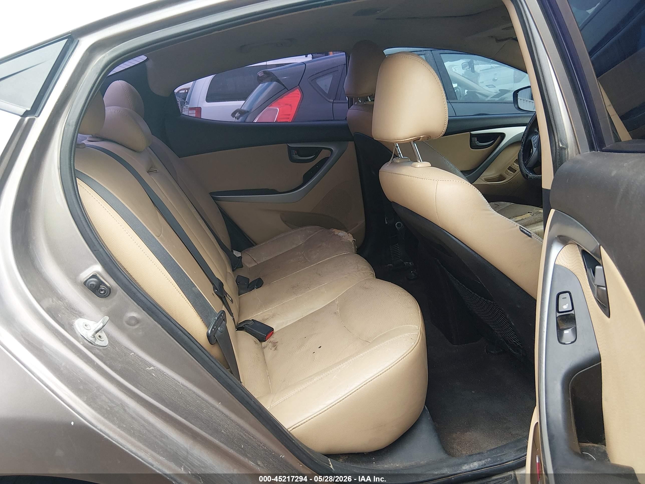 2013 Hyundai Elantra Limited Beige vin: 5NPDH4AE6DH236141