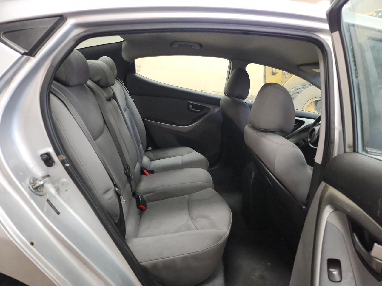 2013 Hyundai Elantra Gls Silver vin: 5NPDH4AE6DH263131