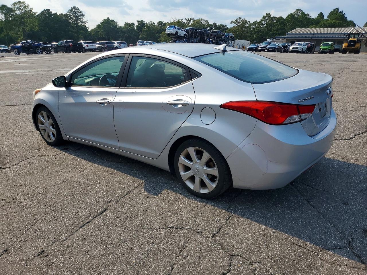 2013 Hyundai Elantra Limited Silver vin: 5NPDH4AE6DH274890