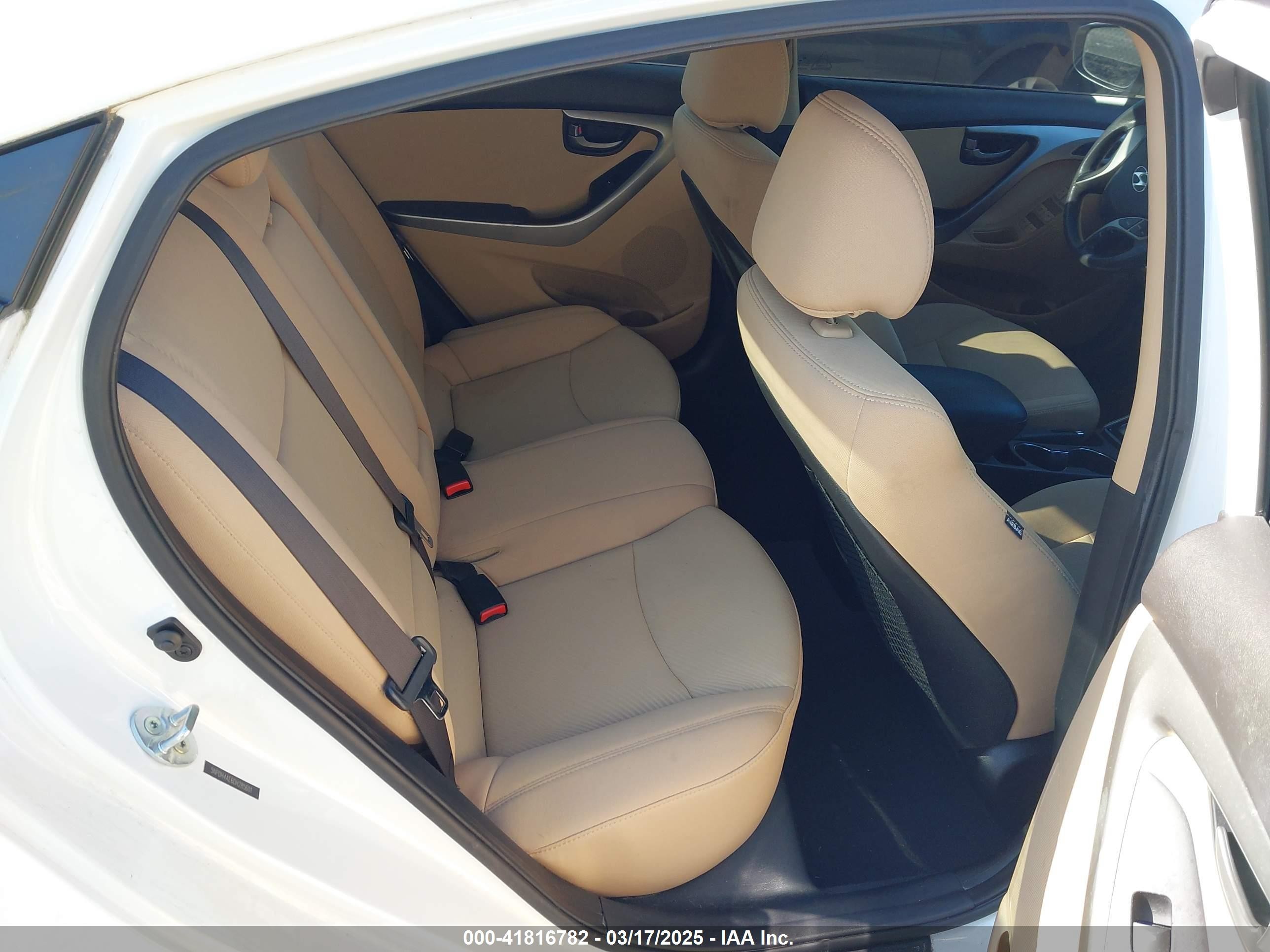 2013 Hyundai Elantra Gls White vin: 5NPDH4AE6DH285601