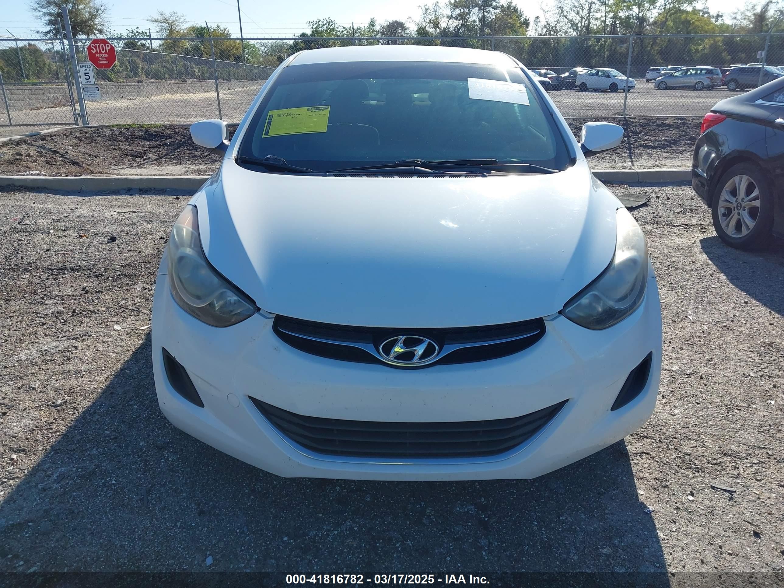 2013 Hyundai Elantra Gls White vin: 5NPDH4AE6DH285601