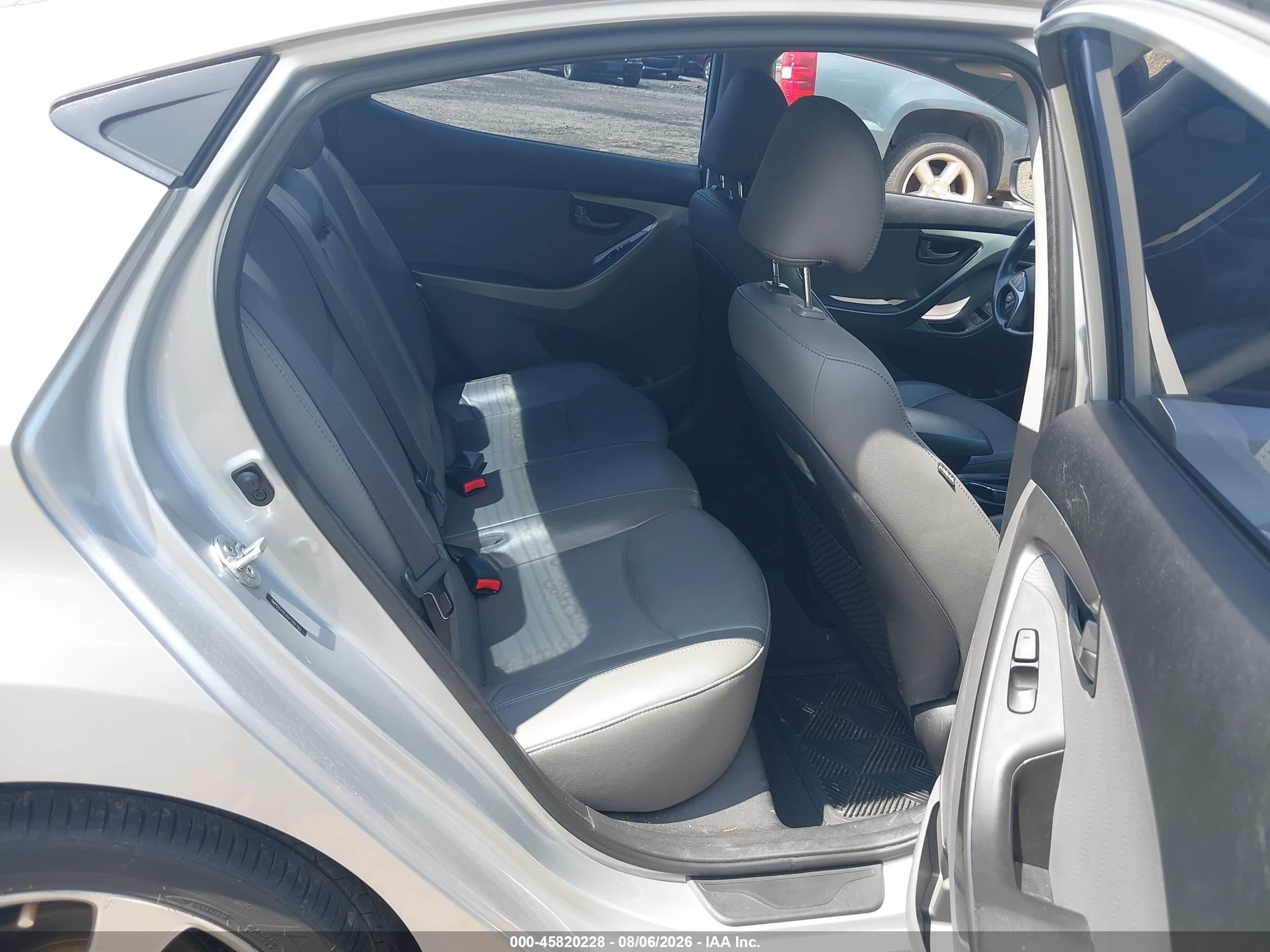 2013 Hyundai Elantra Limited Серебряный vin: 5NPDH4AE6DH289762