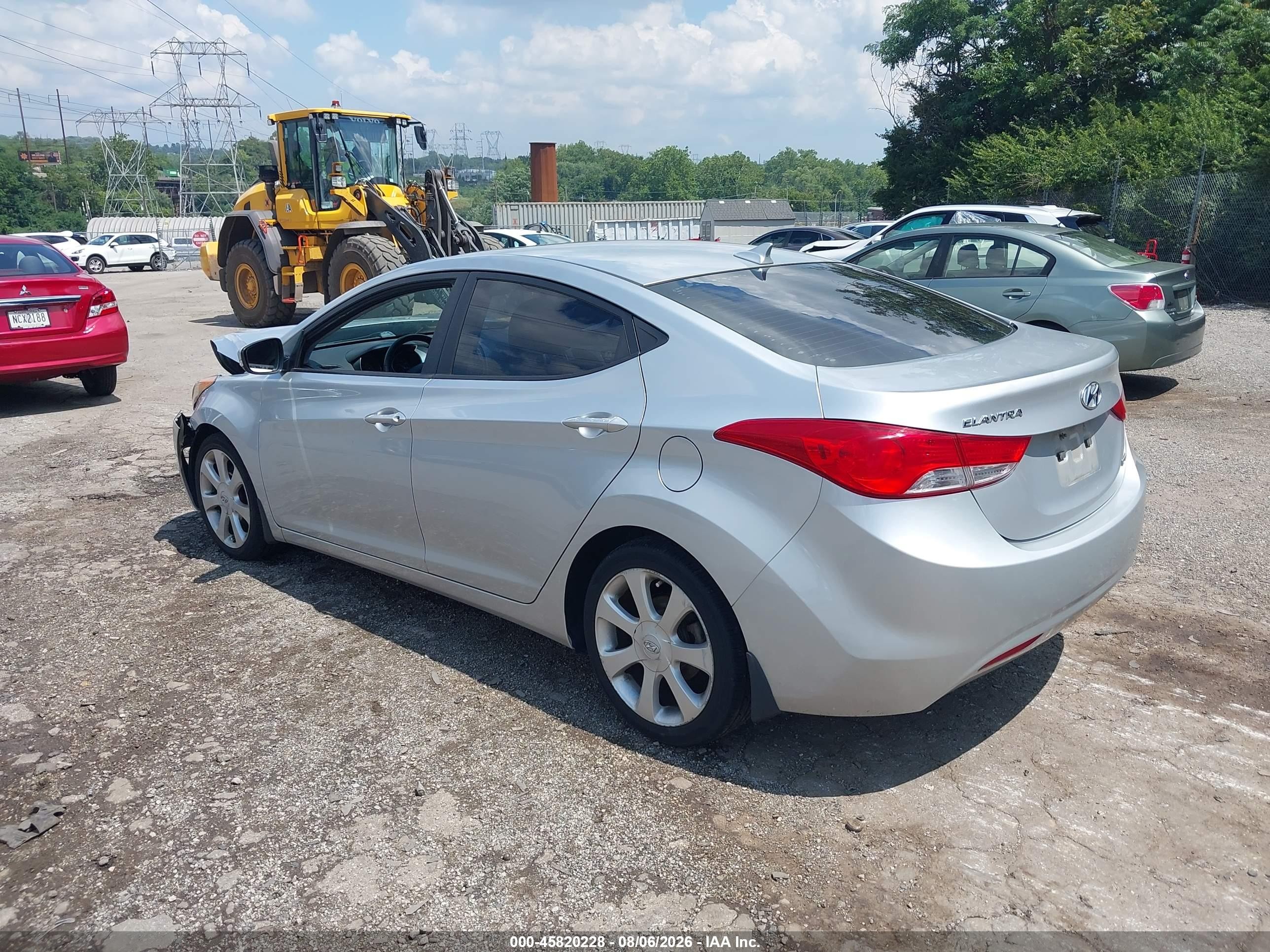 2013 Hyundai Elantra Limited Серебряный vin: 5NPDH4AE6DH289762