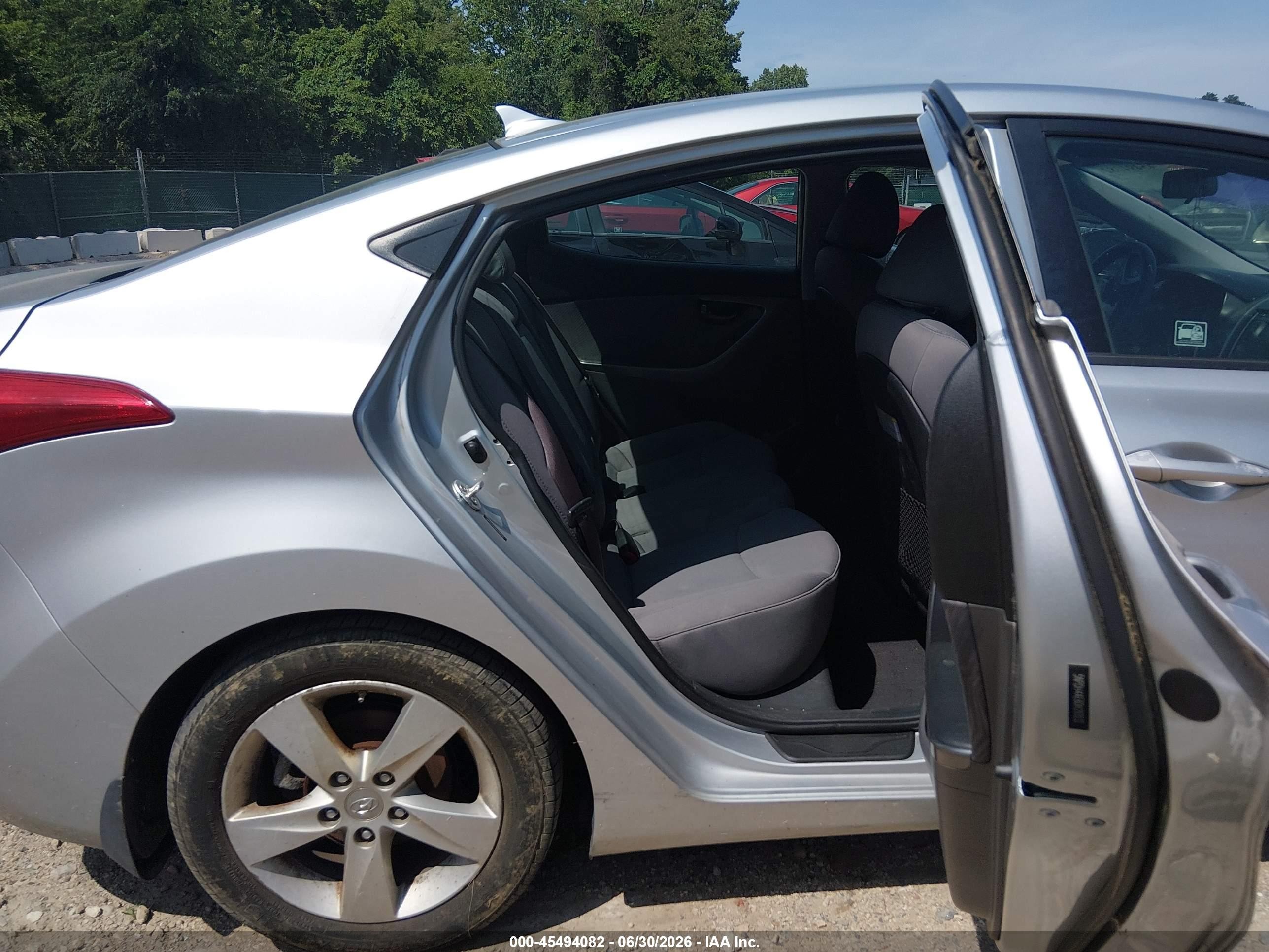 2013 Hyundai Elantra Gls Silver vin: 5NPDH4AE6DH292032