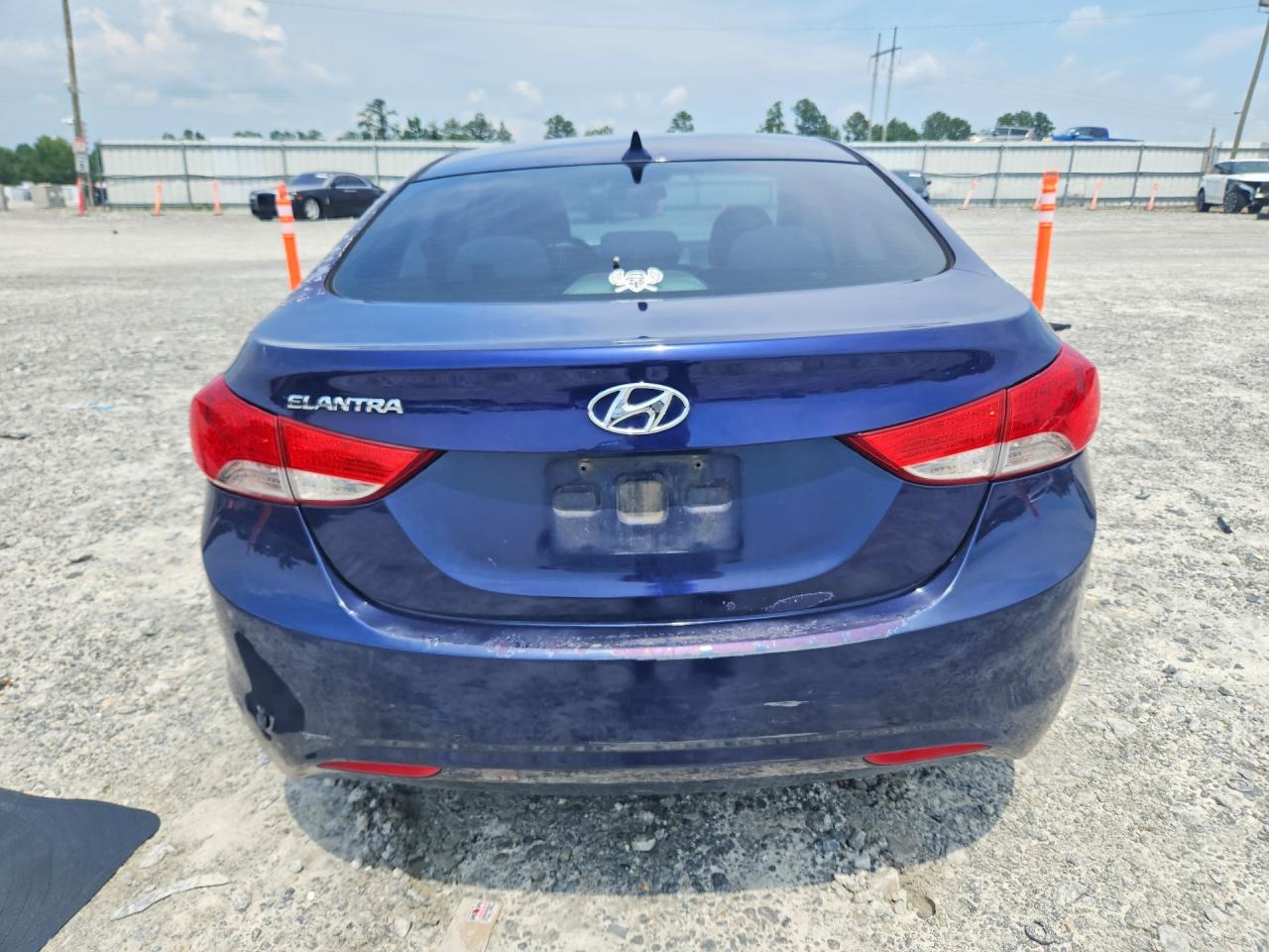 2013 Hyundai Elantra Gls Blue vin: 5NPDH4AE6DH301540