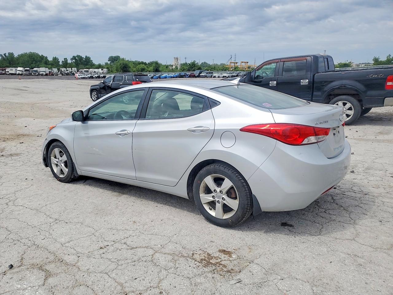 2013 Hyundai Elantra Gls Silver vin: 5NPDH4AE6DH306432