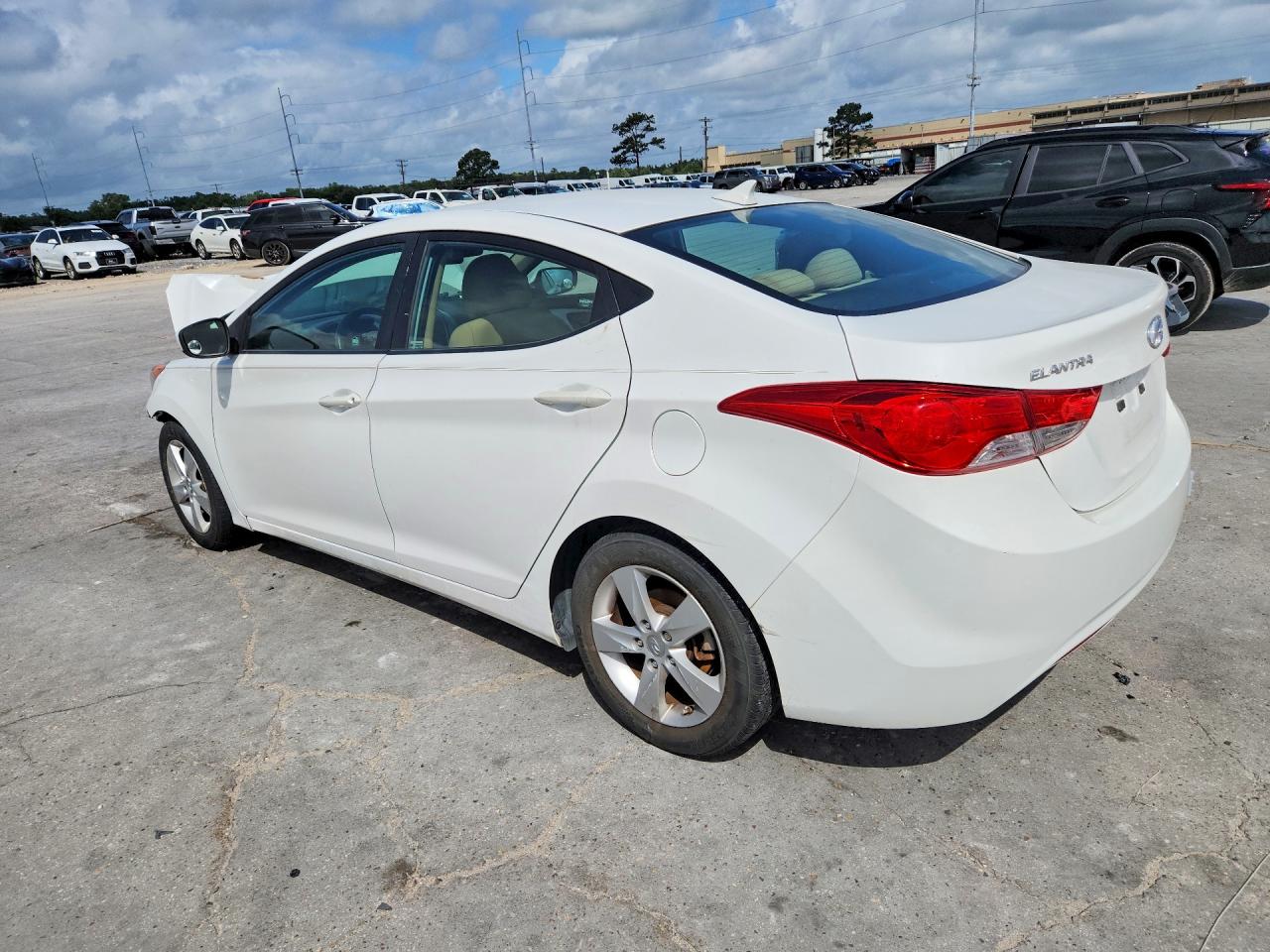 2013 Hyundai Elantra Gls White vin: 5NPDH4AE6DH306849