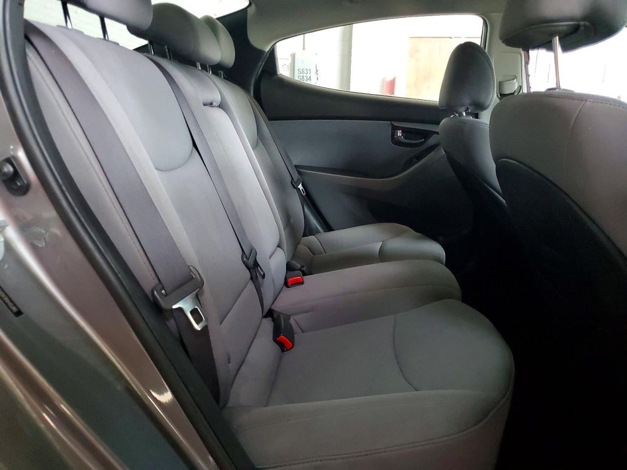 2013 Hyundai Elantra Gls Silver vin: 5NPDH4AE6DH312358