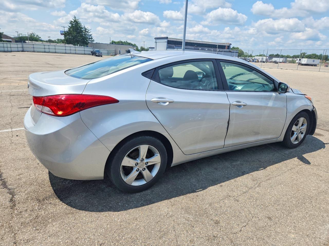 2013 Hyundai Elantra Gls Silver vin: 5NPDH4AE6DH316202