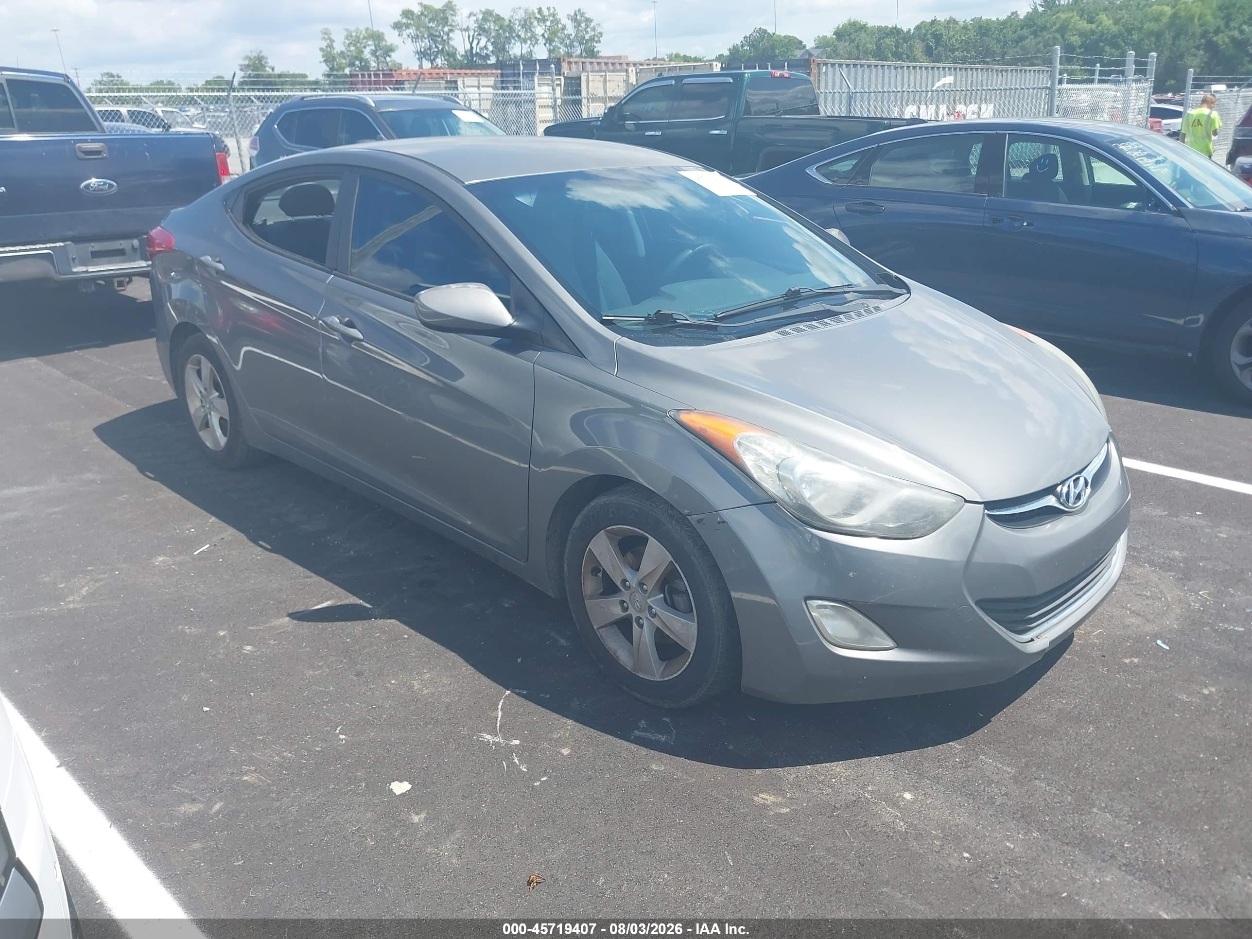 2013 Hyundai Elantra Gls Silver vin: 5NPDH4AE6DH321707