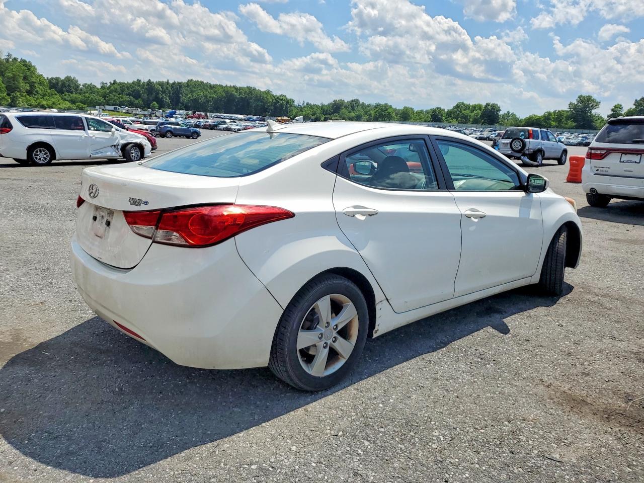 2013 Hyundai Elantra Gls Белый vin: 5NPDH4AE6DH323280