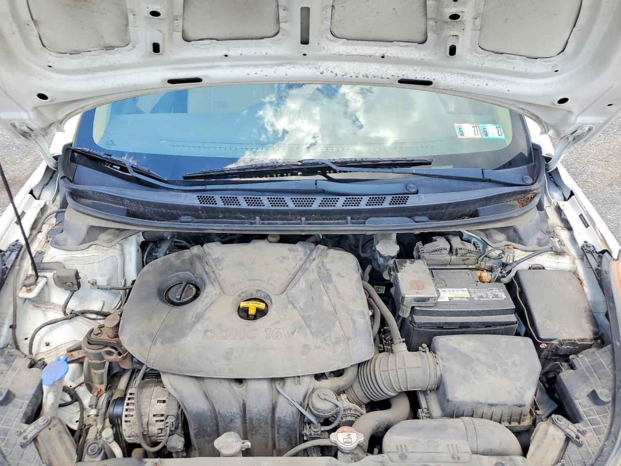 2013 Hyundai Elantra Gls Белый vin: 5NPDH4AE6DH323280