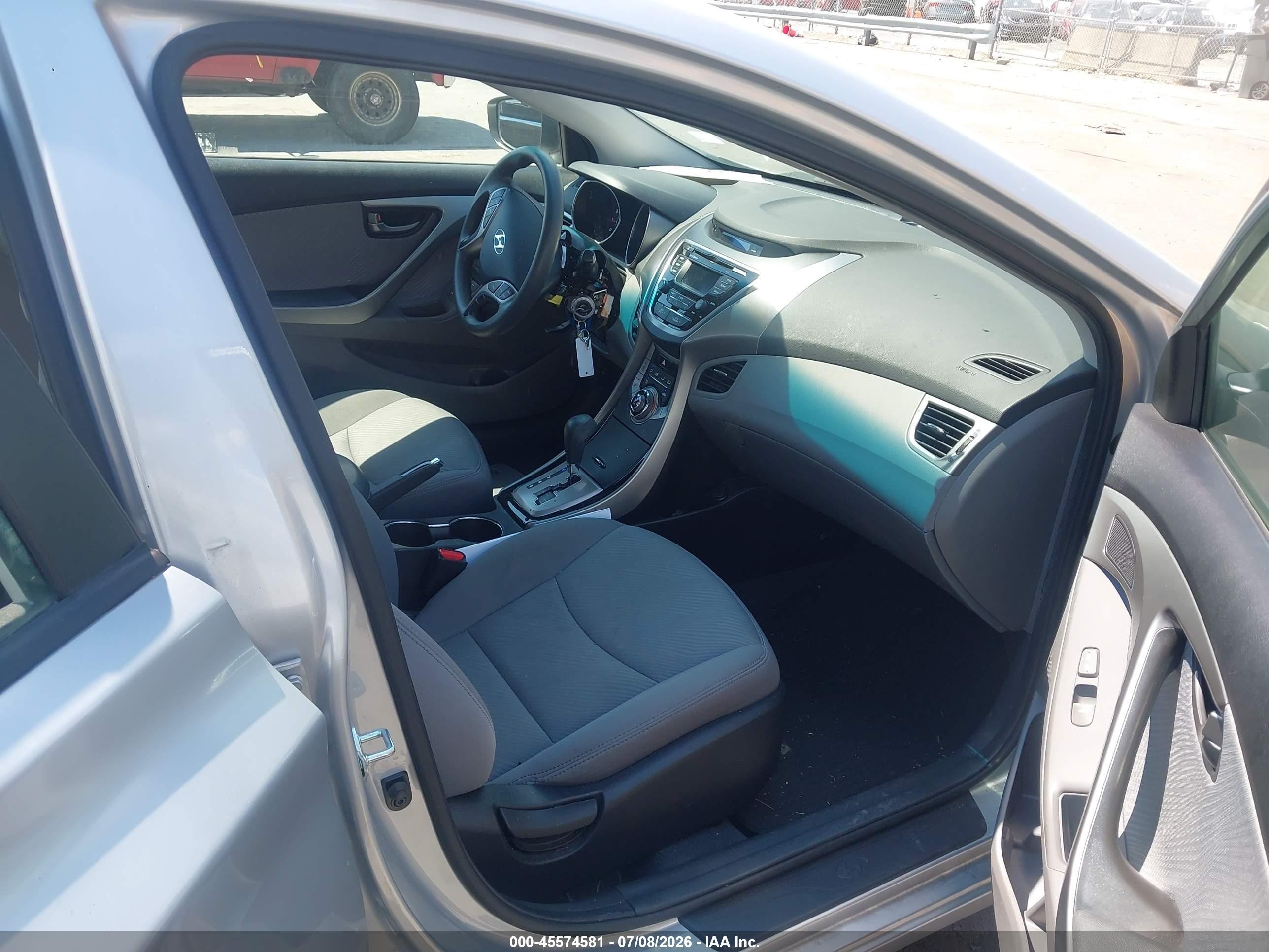 2013 Hyundai Elantra Gls Silver vin: 5NPDH4AE6DH332206