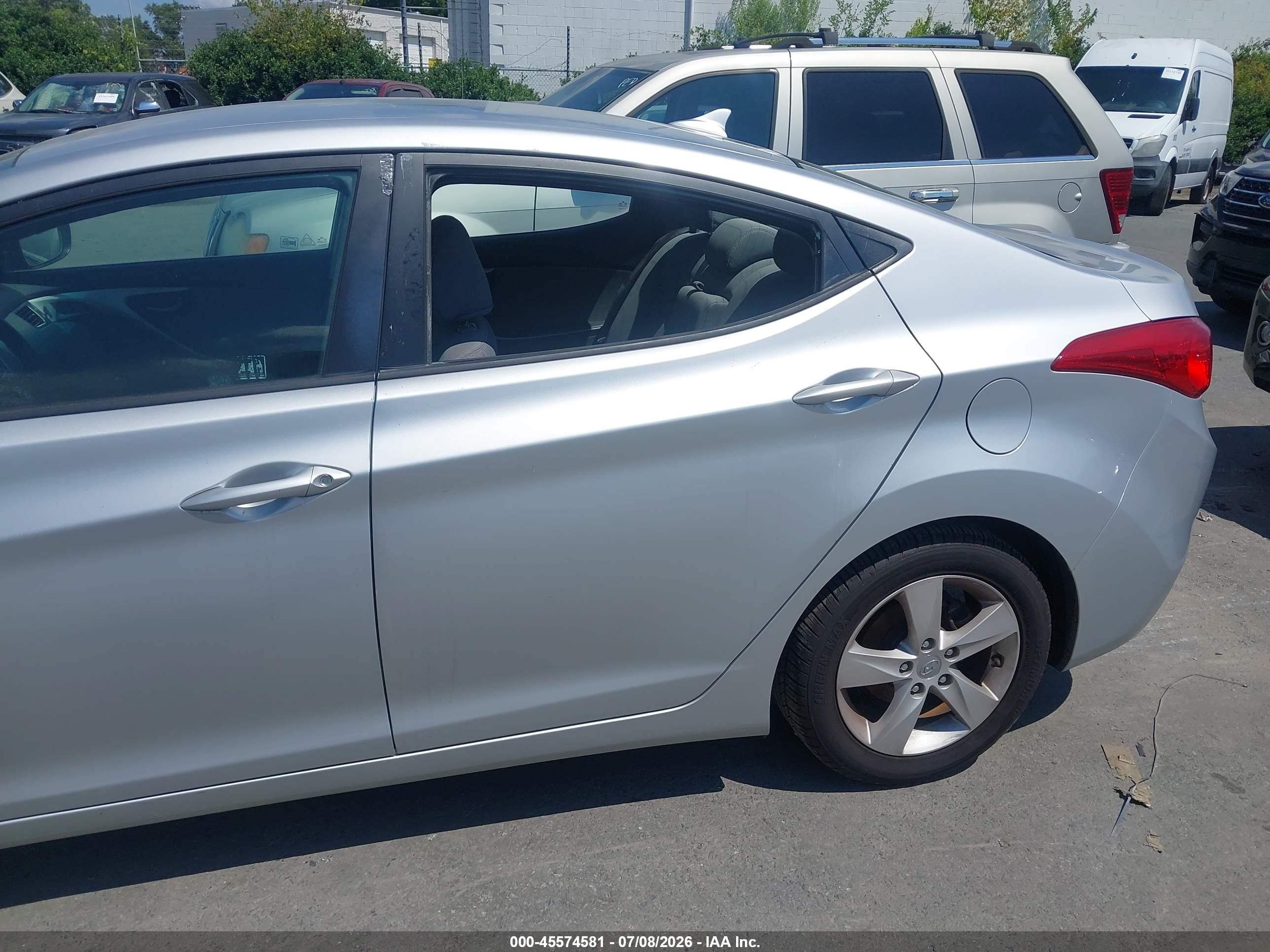 2013 Hyundai Elantra Gls Silver vin: 5NPDH4AE6DH332206
