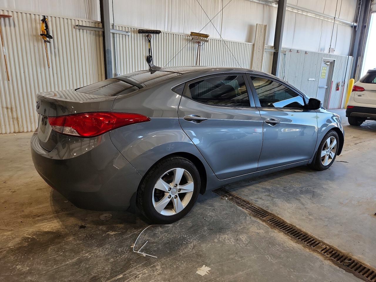 2013 Hyundai Elantra Gls Gray vin: 5NPDH4AE6DH341133
