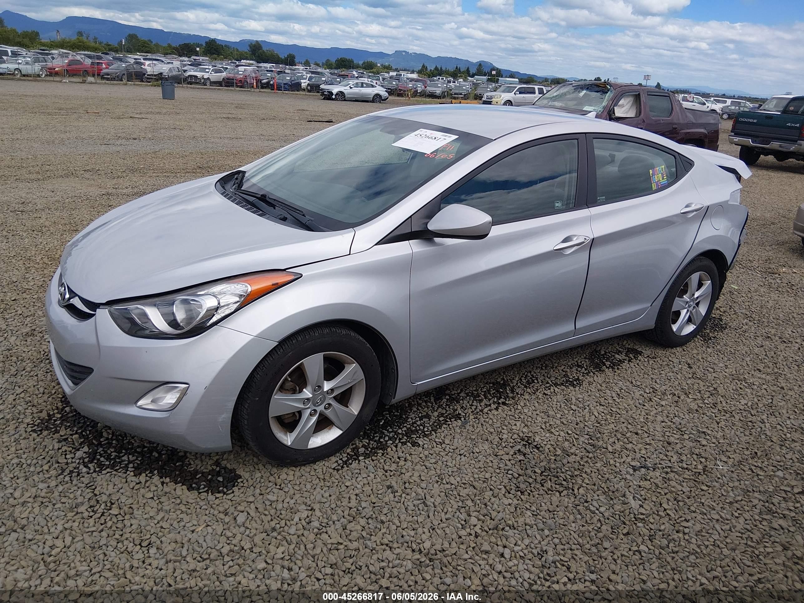 2013 Hyundai Elantra Gls Silver vin: 5NPDH4AE6DH353590