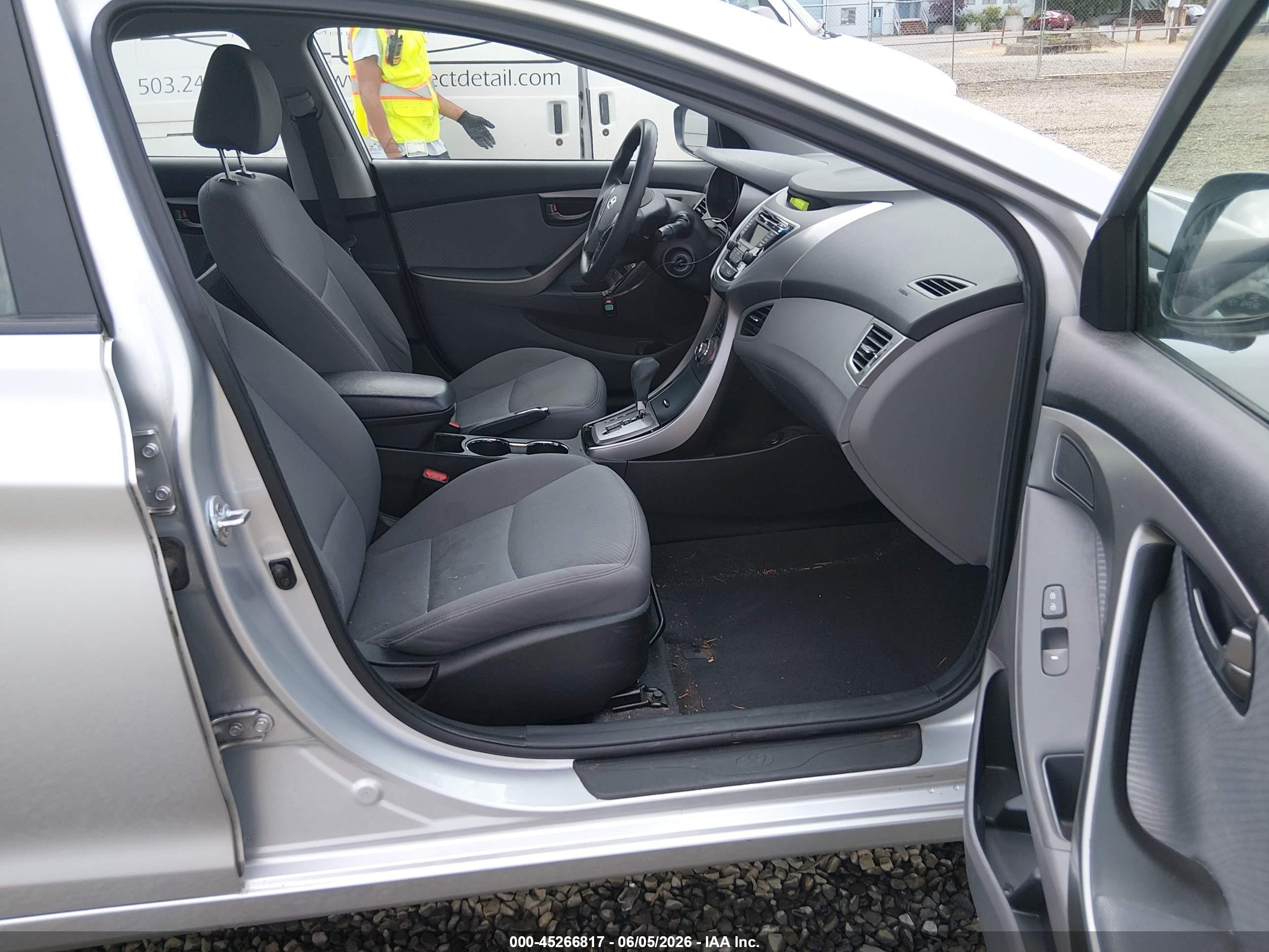2013 Hyundai Elantra Gls Silver vin: 5NPDH4AE6DH353590